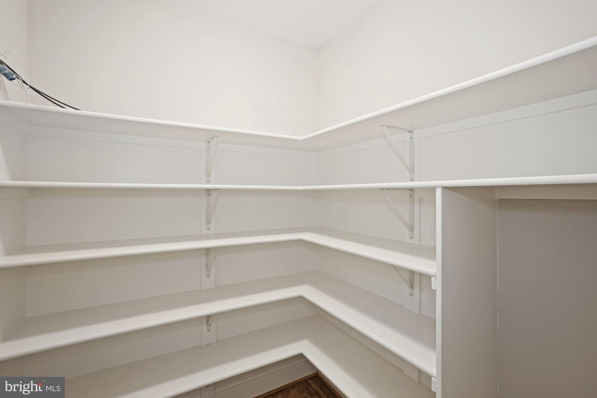 FALLS CHURCH CITY - Residential Lease