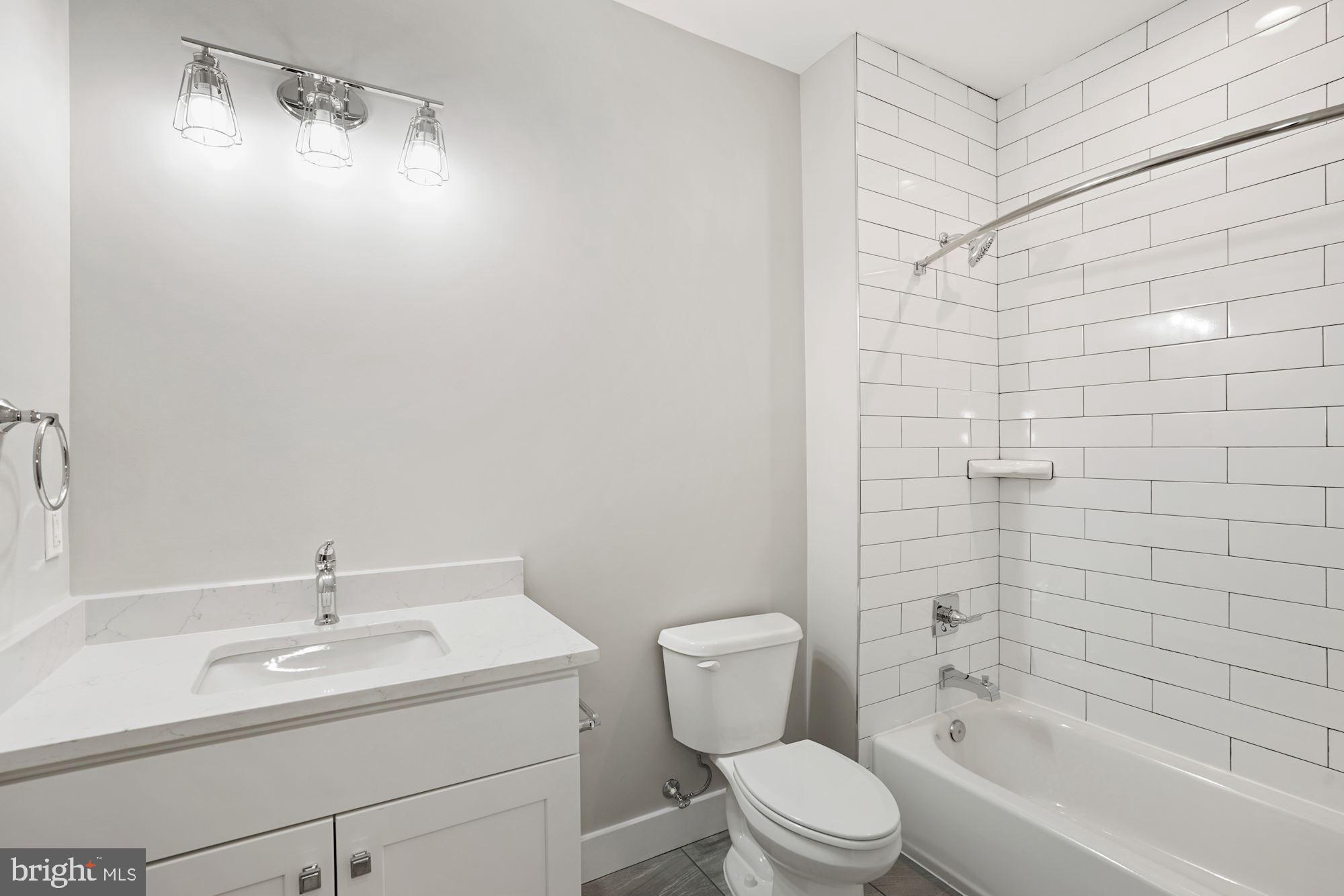 FALLS CHURCH CITY - Residential Lease