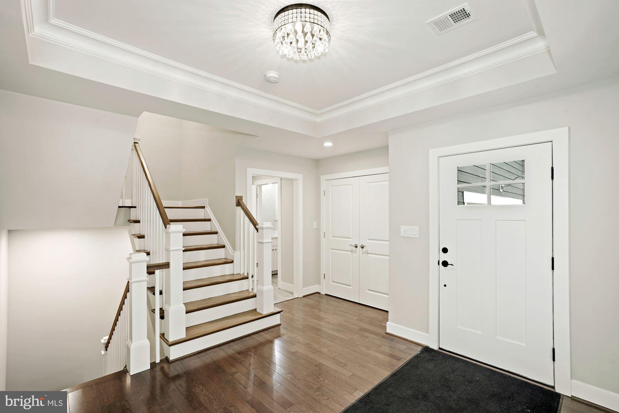 FALLS CHURCH CITY - Residential Lease