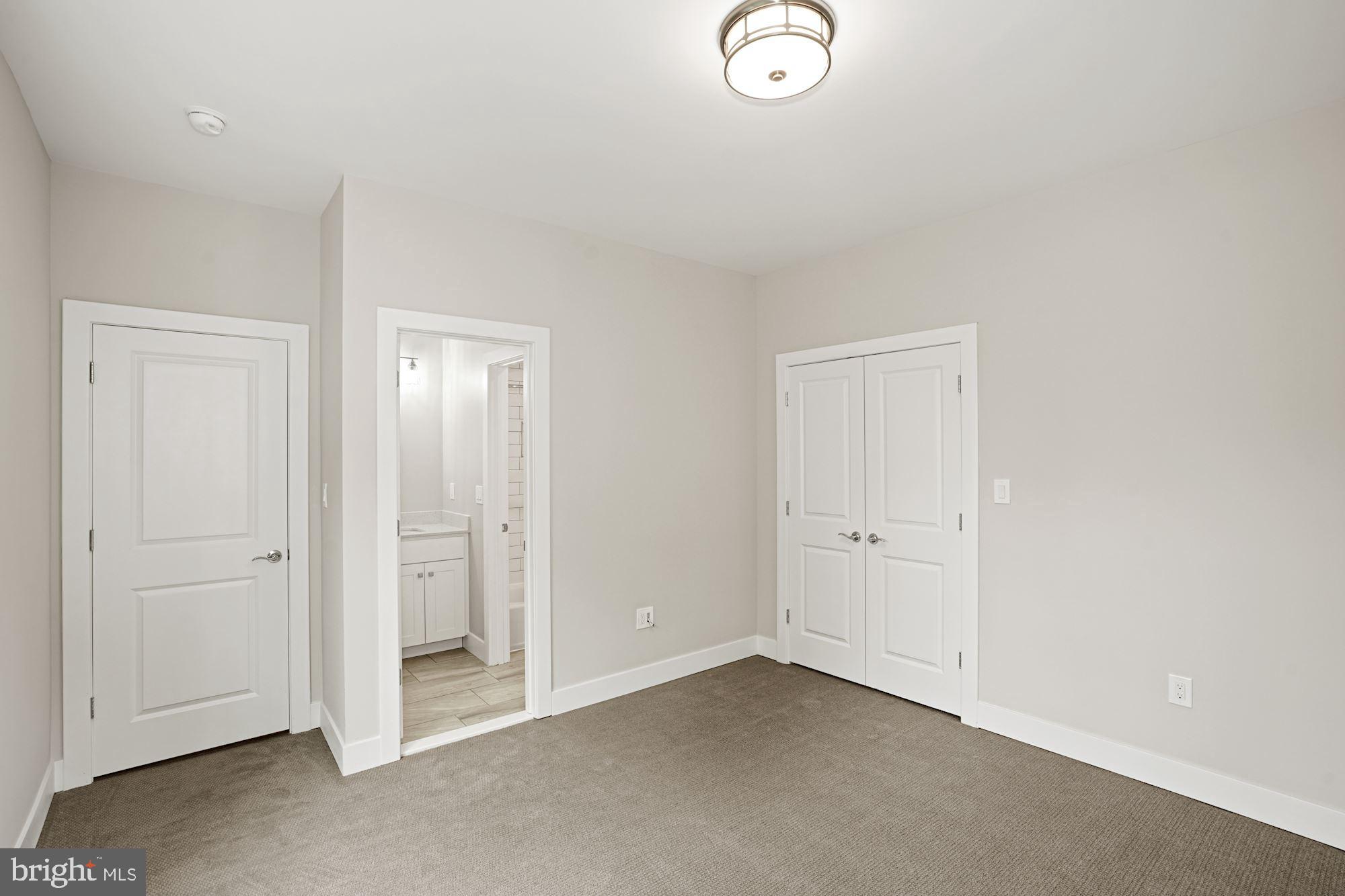 FALLS CHURCH CITY - Residential Lease