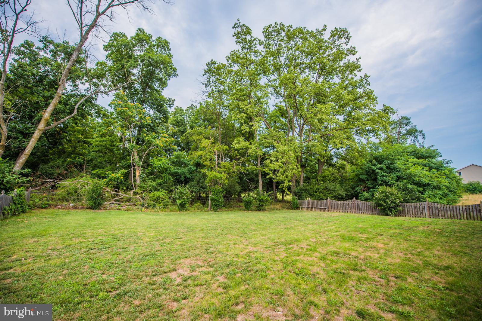 CRESTFIELD - Residential