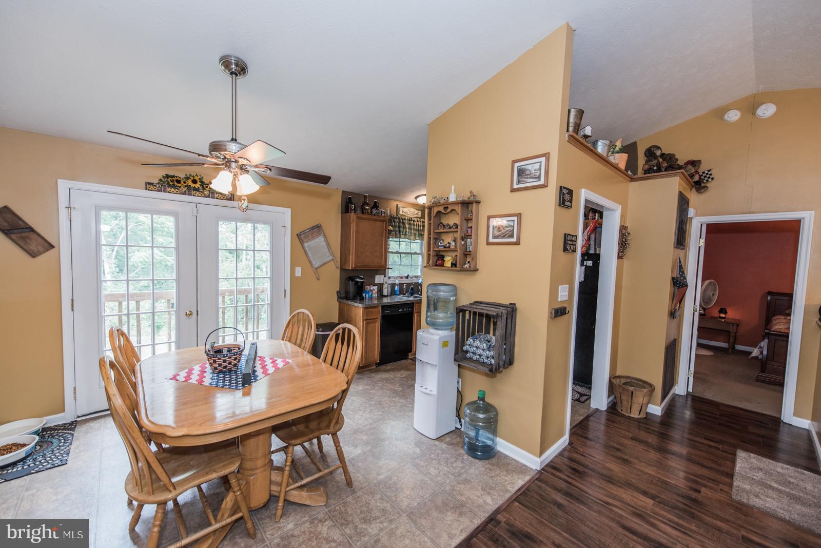 CRESTFIELD - Residential