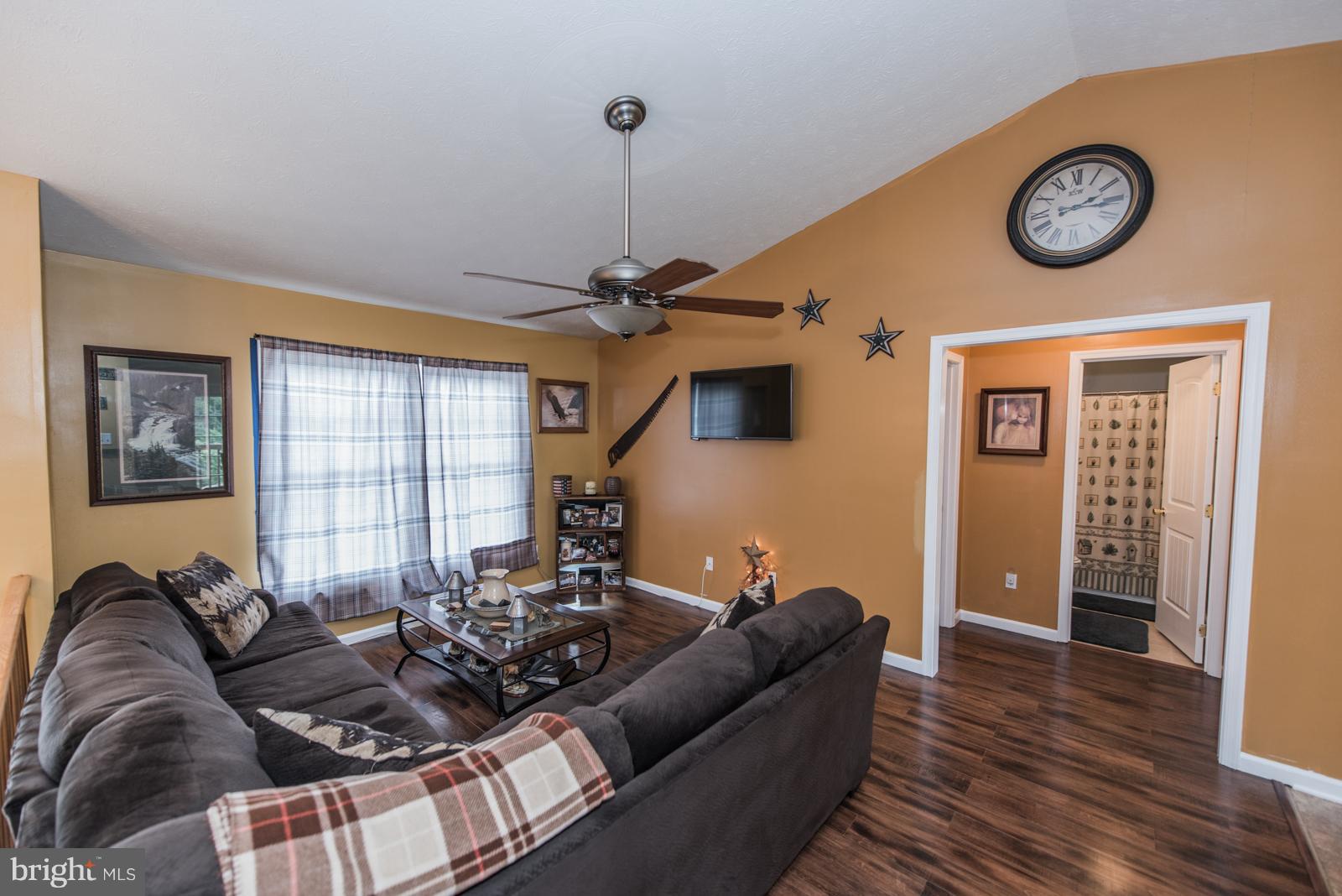 CRESTFIELD - Residential