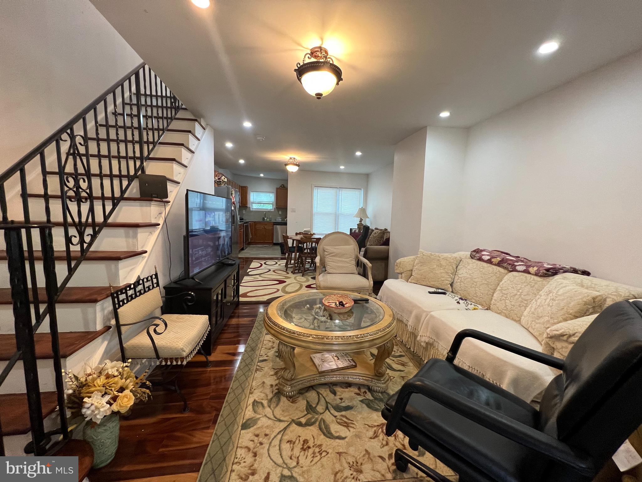 TACONY - Residential Lease