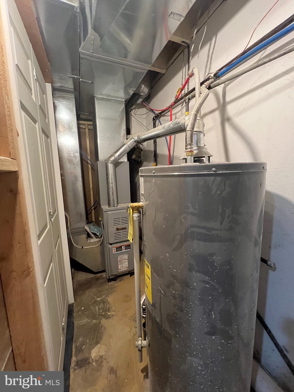 TACONY - Residential Lease