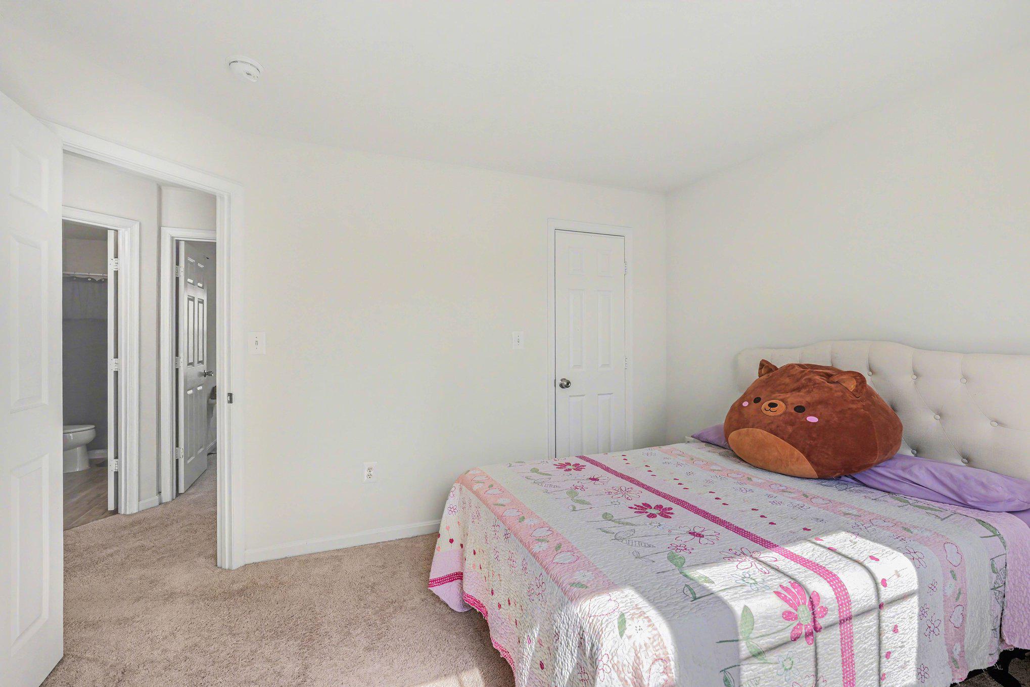 ARTILLERY RIDGE - Residential