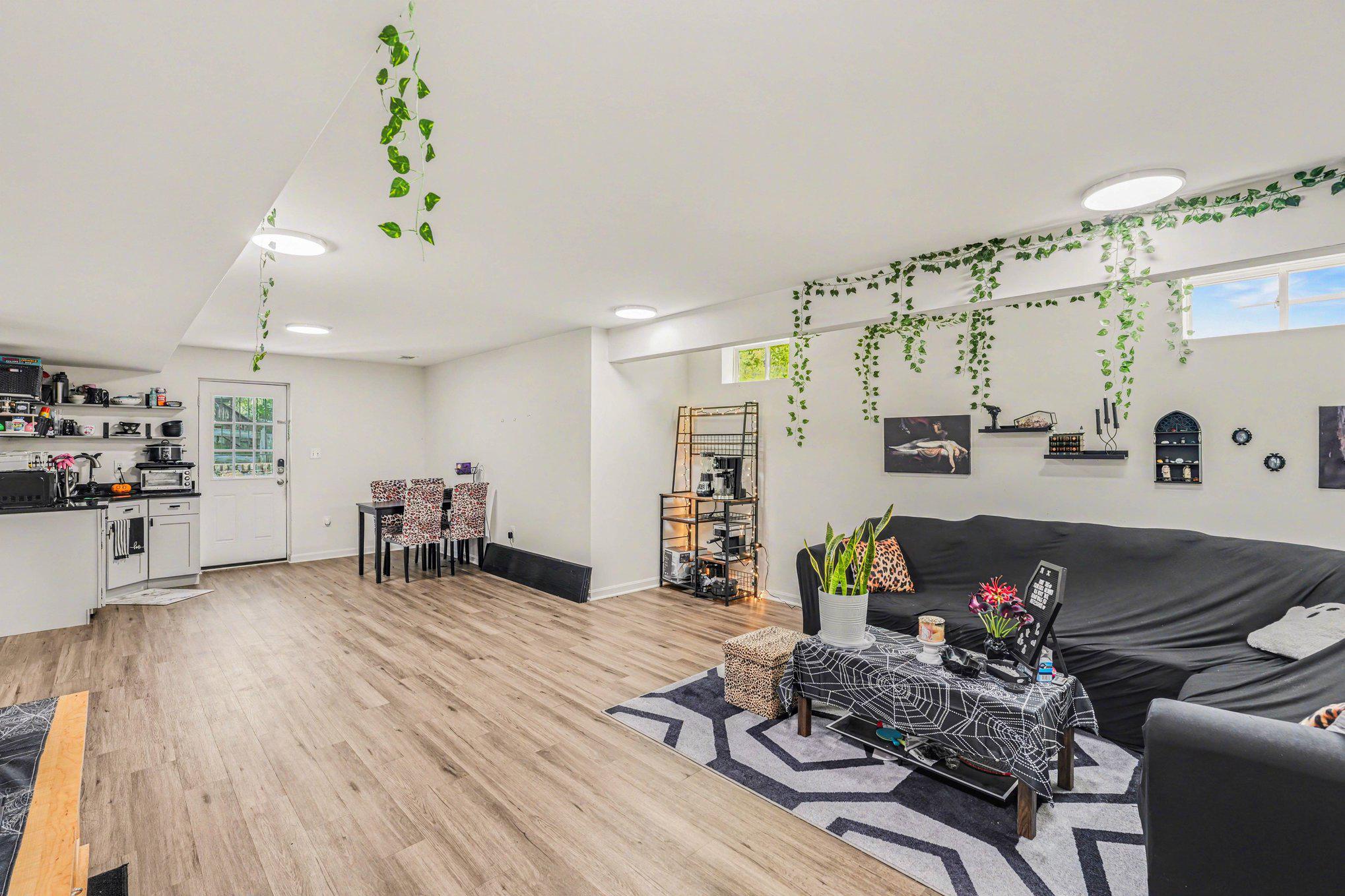 ARTILLERY RIDGE - Residential