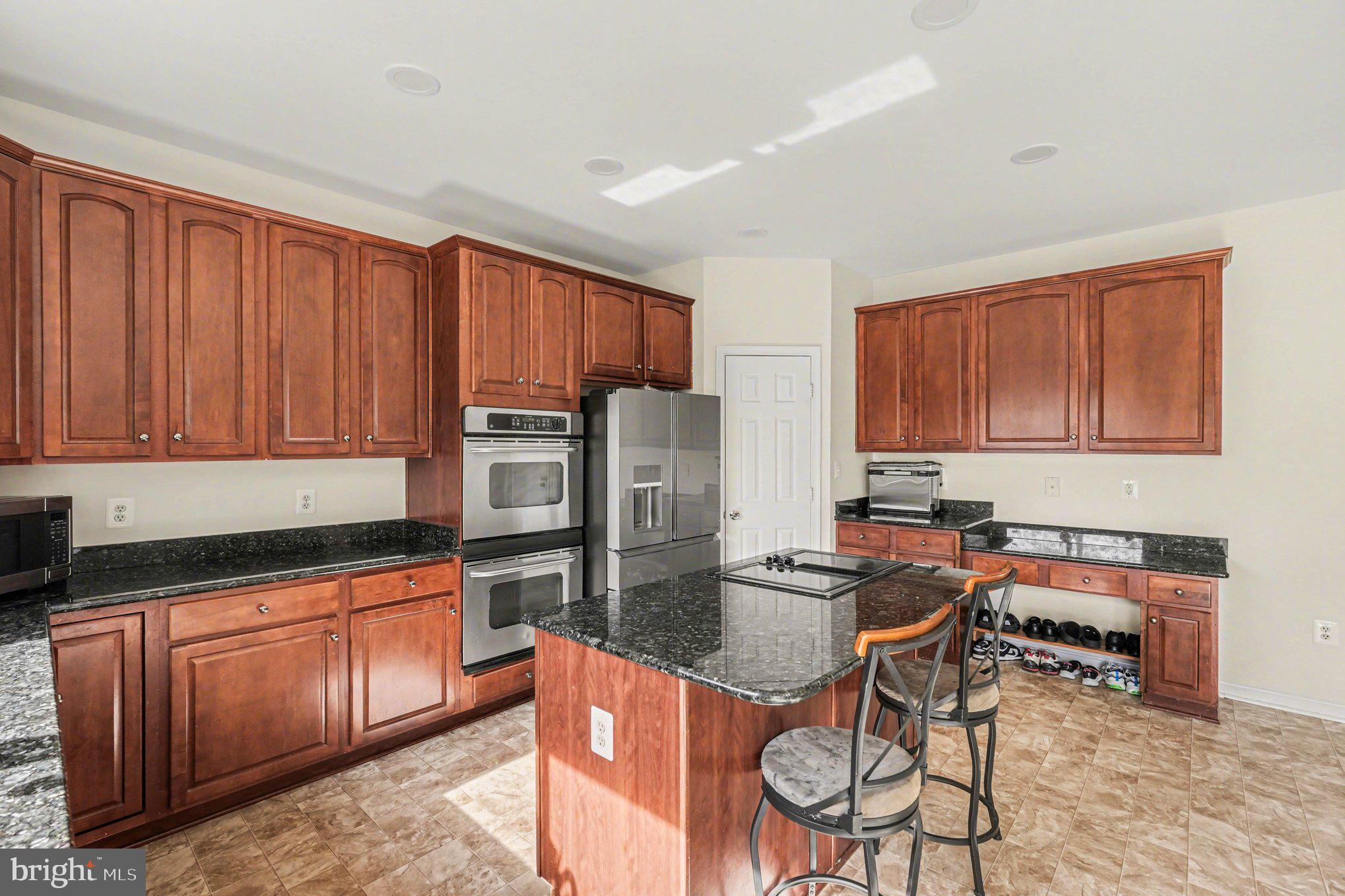 ARTILLERY RIDGE - Residential