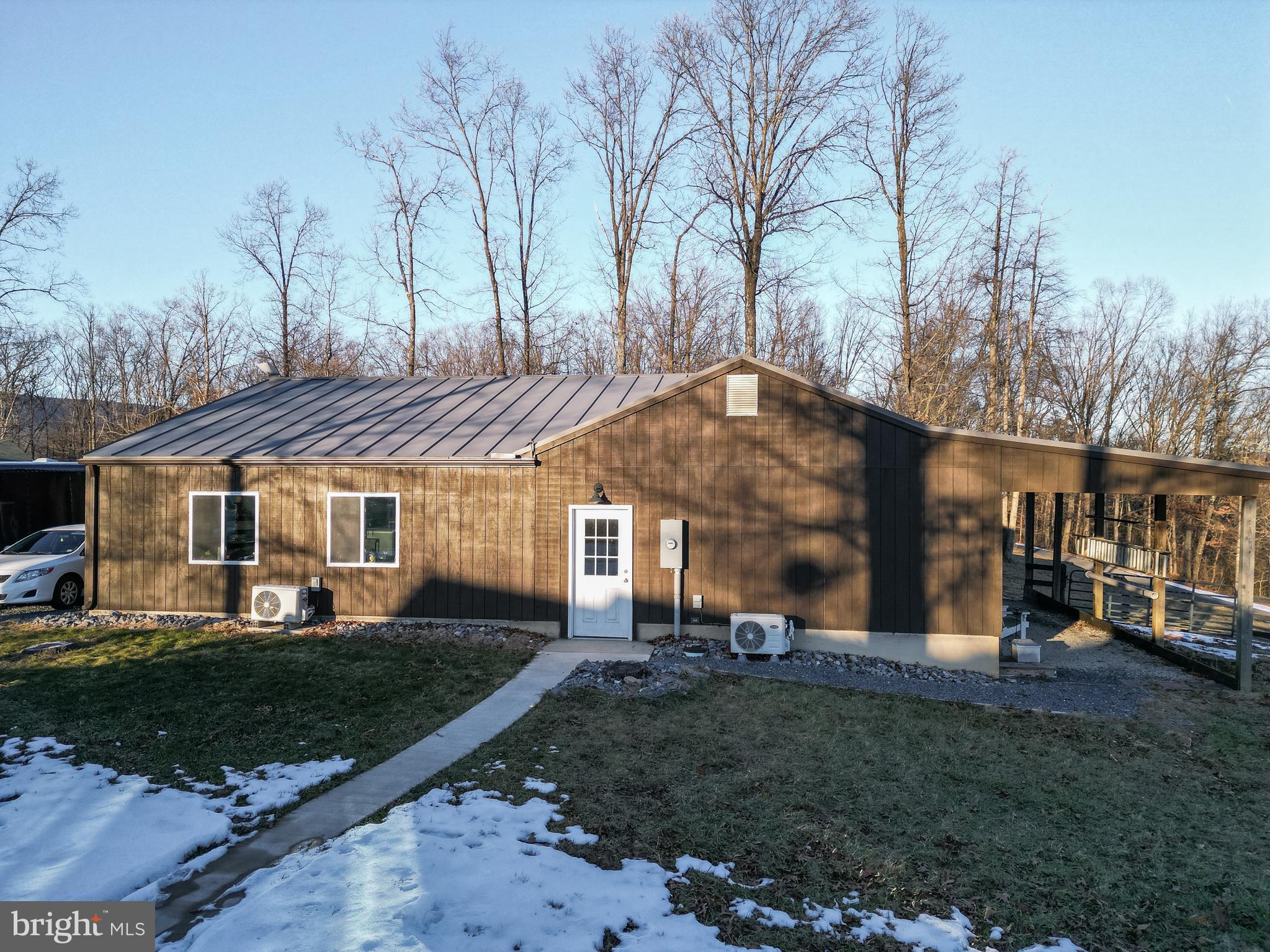 206 CROSSING PATHS LANE
