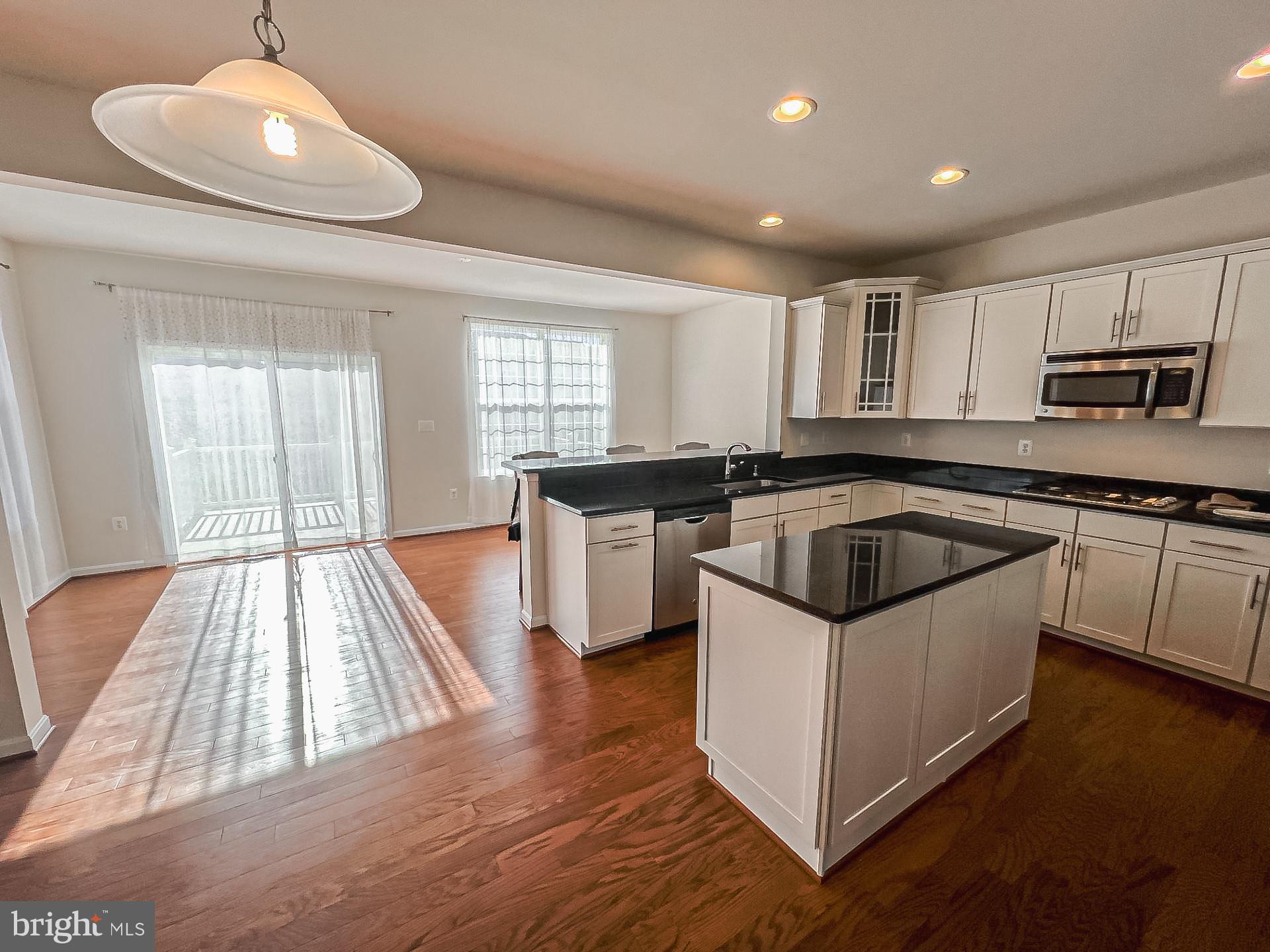 DOMINION CROSSING - Residential Lease