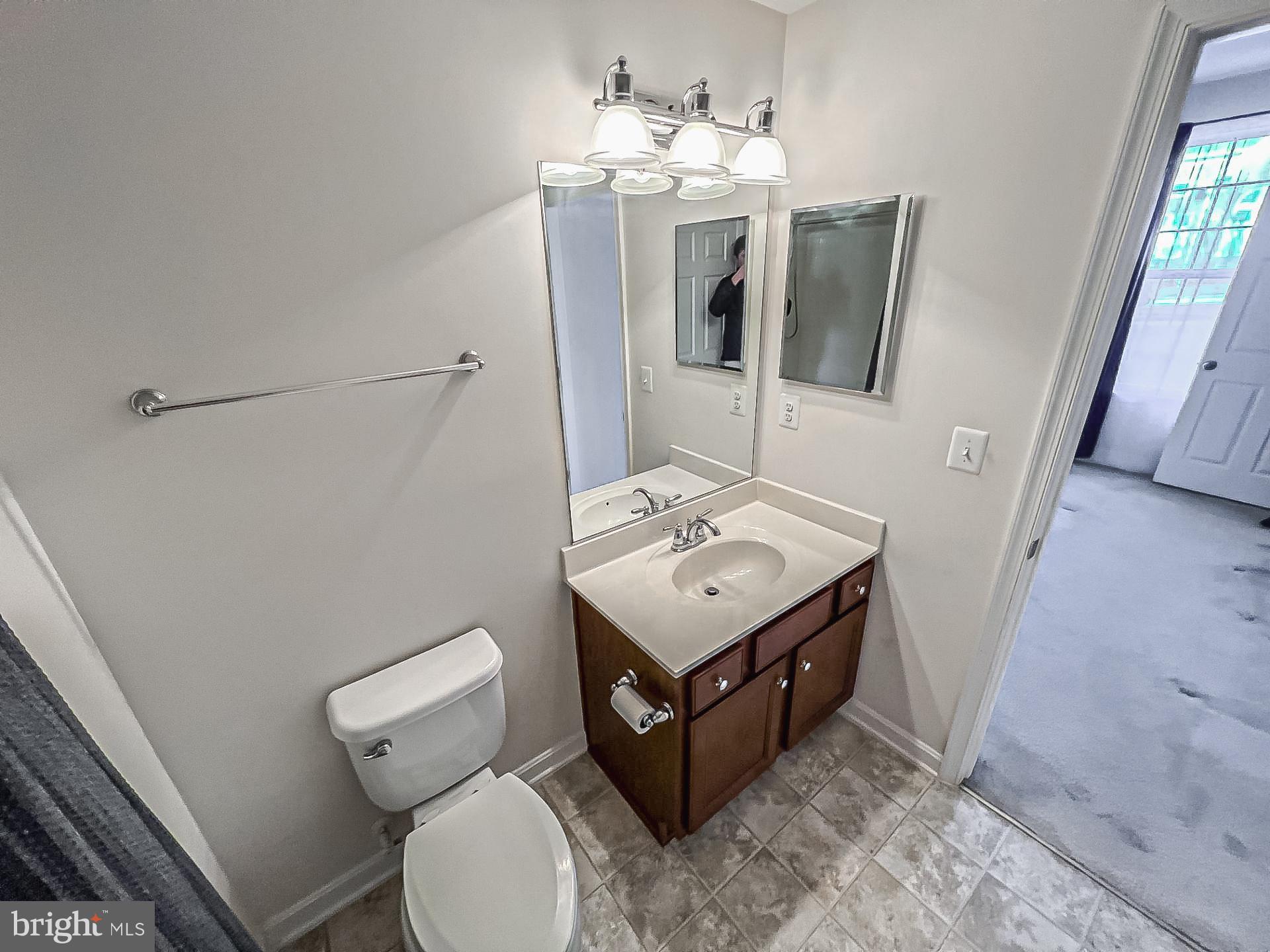 DOMINION CROSSING - Residential Lease