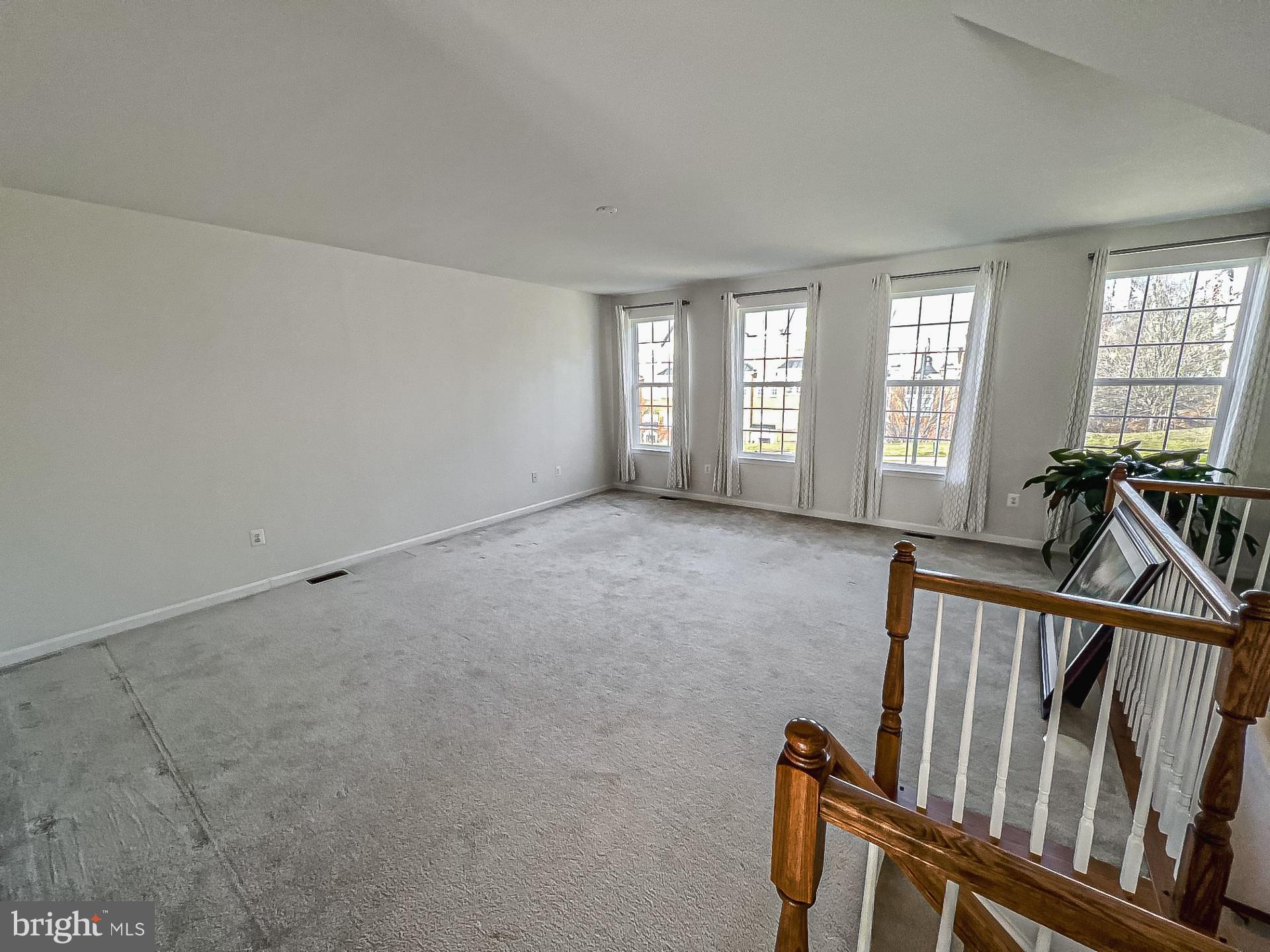 DOMINION CROSSING - Residential Lease