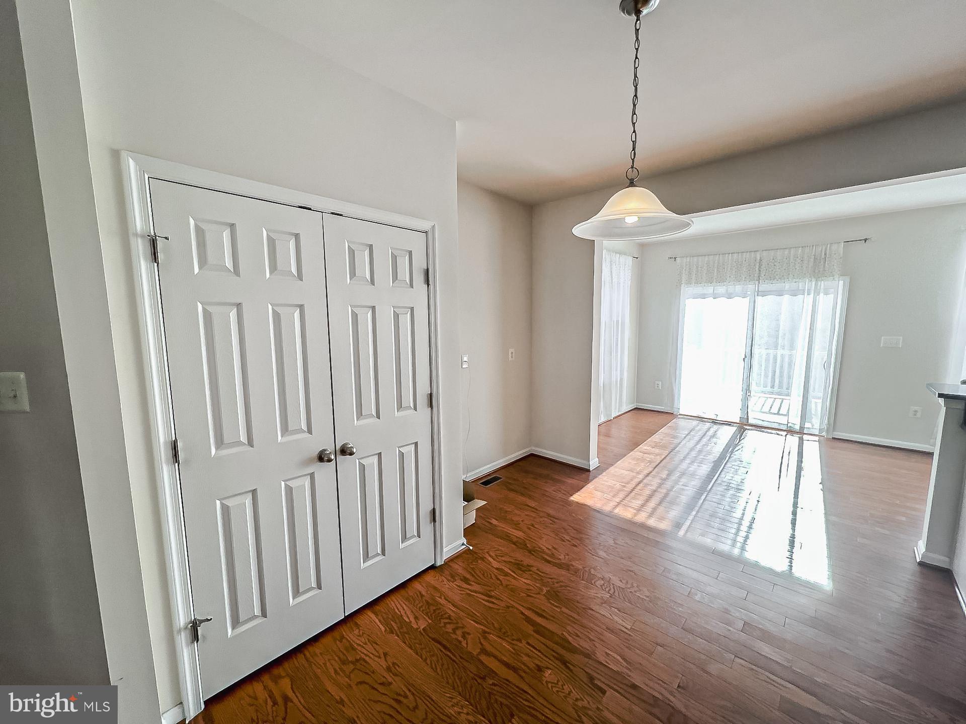 DOMINION CROSSING - Residential Lease