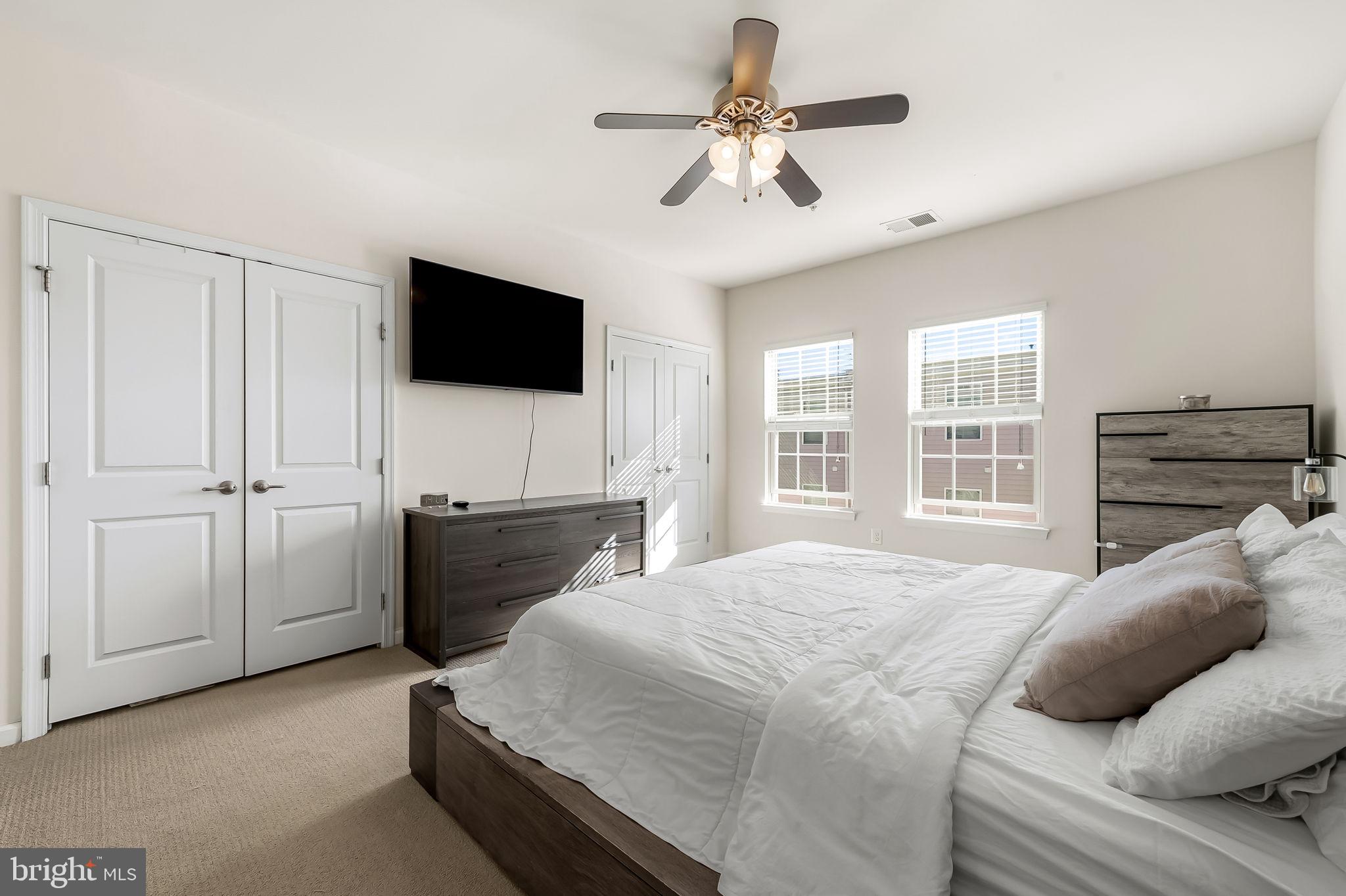 O'DONNELL SQUARE - Residential