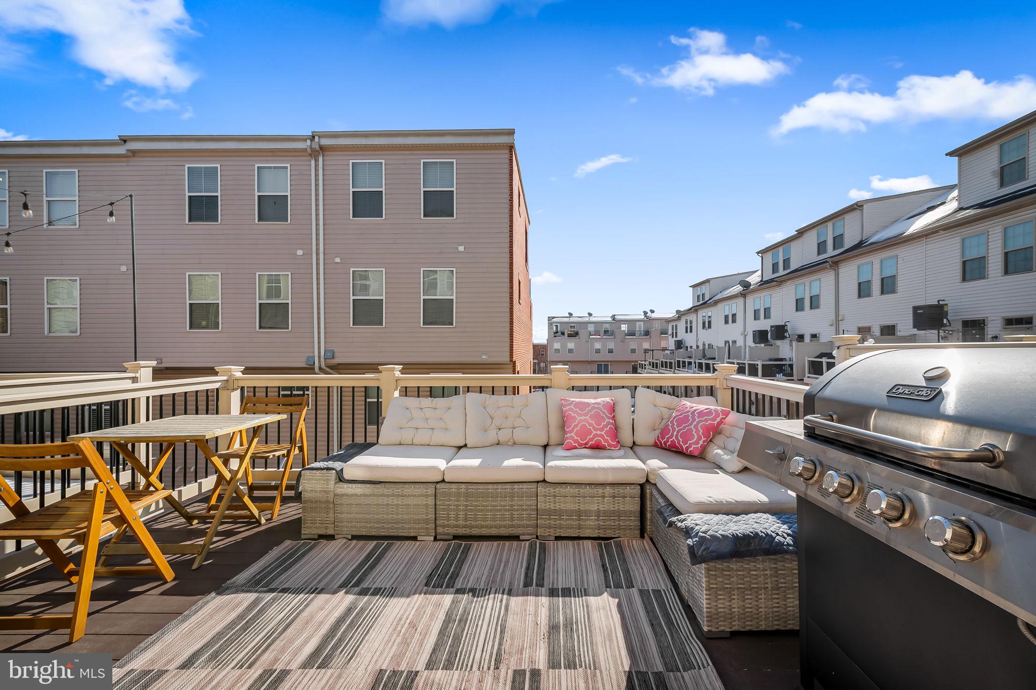 O'DONNELL SQUARE - Residential