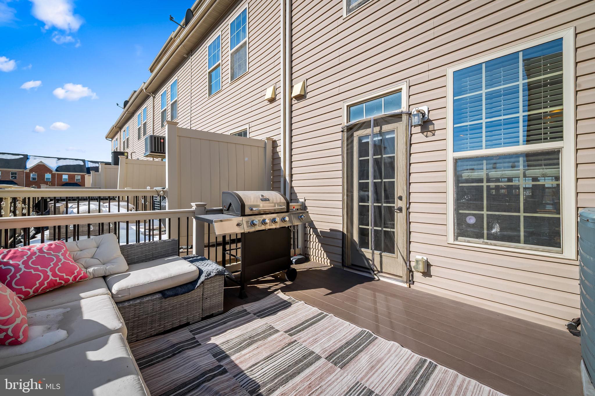 O'DONNELL SQUARE - Residential