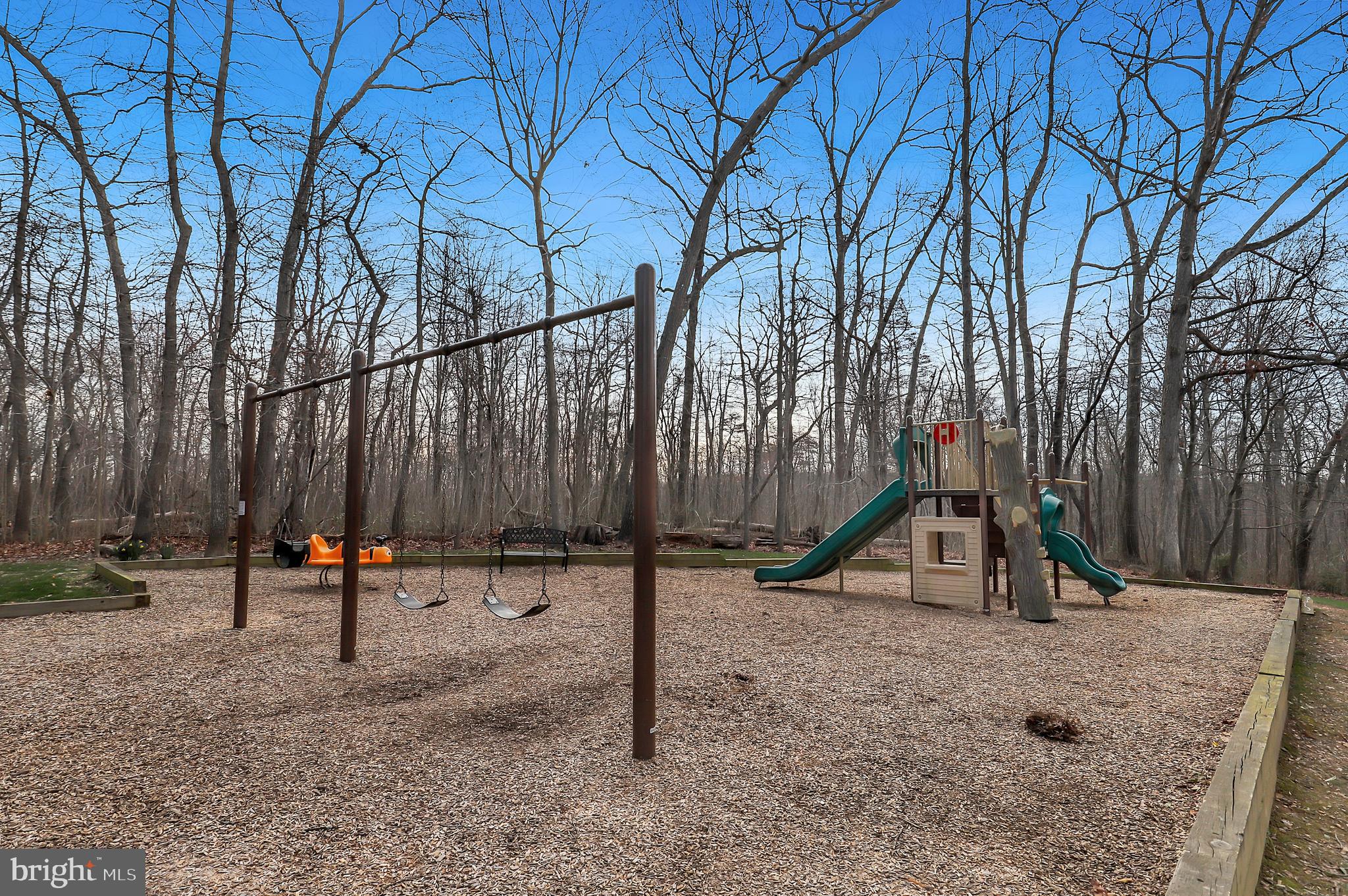 BENTANA PARK - Residential