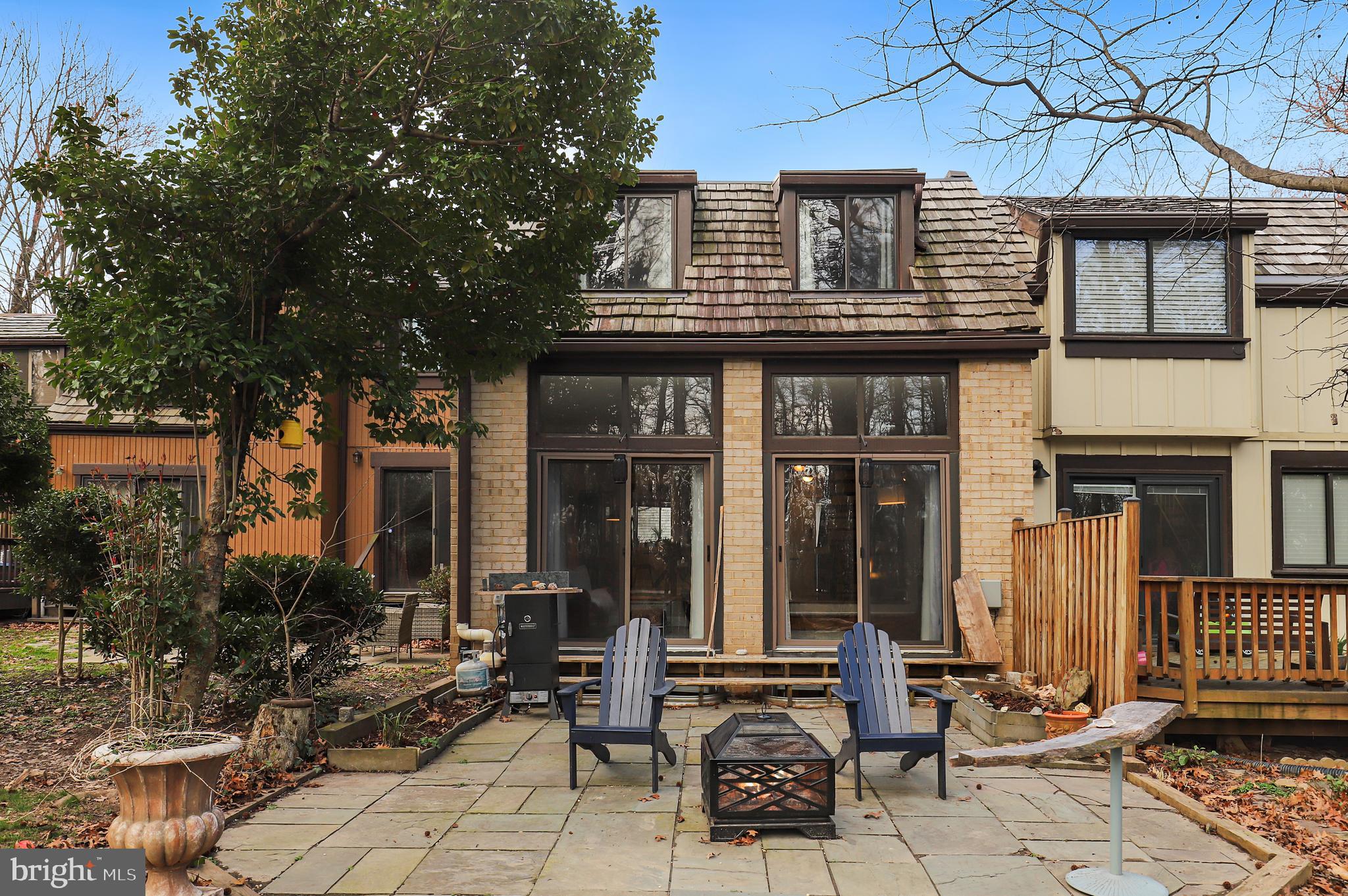 BENTANA PARK - Residential