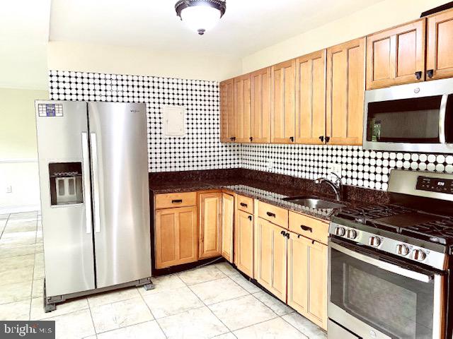 FAIRWAYS - Residential