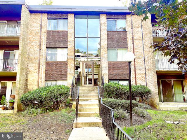 FAIRWAYS - Residential