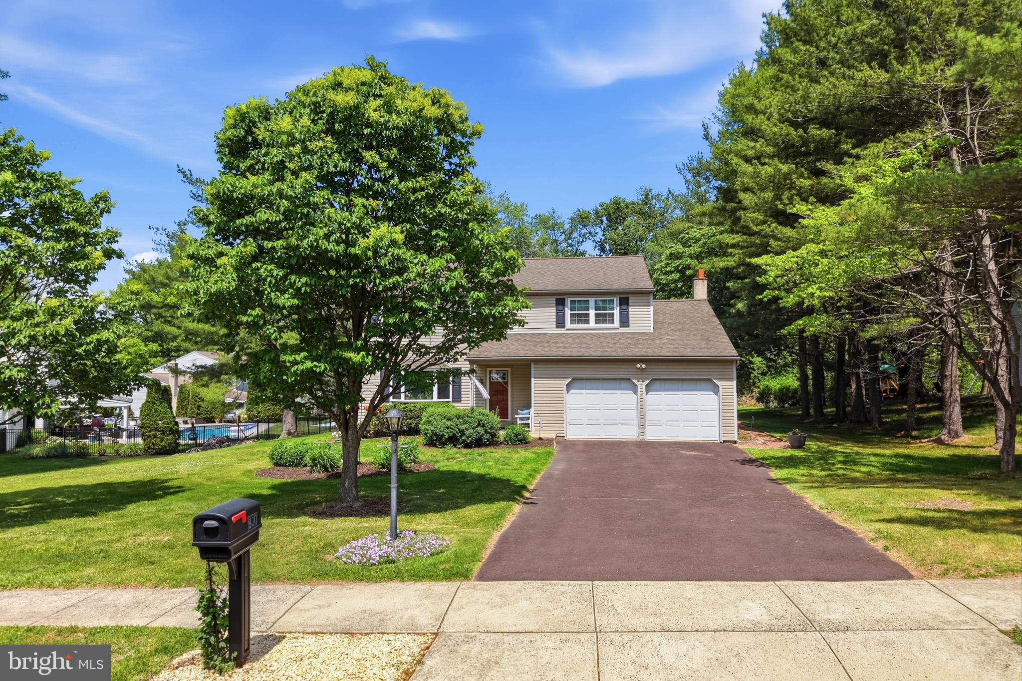 937 POWDERHORN DRIVE