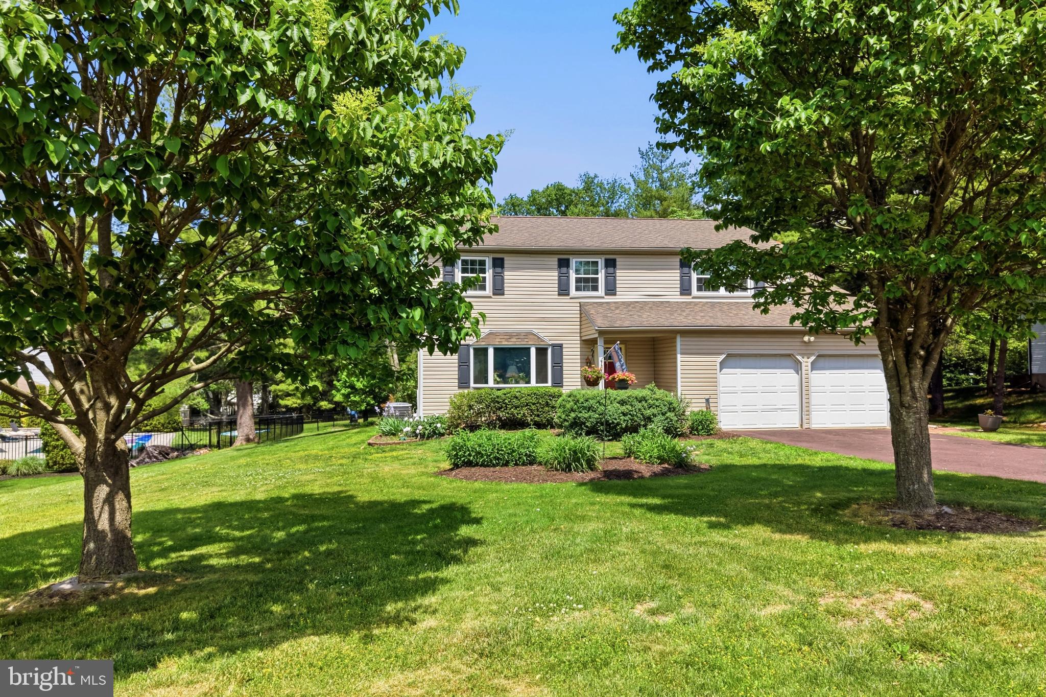 937 POWDERHORN DRIVE