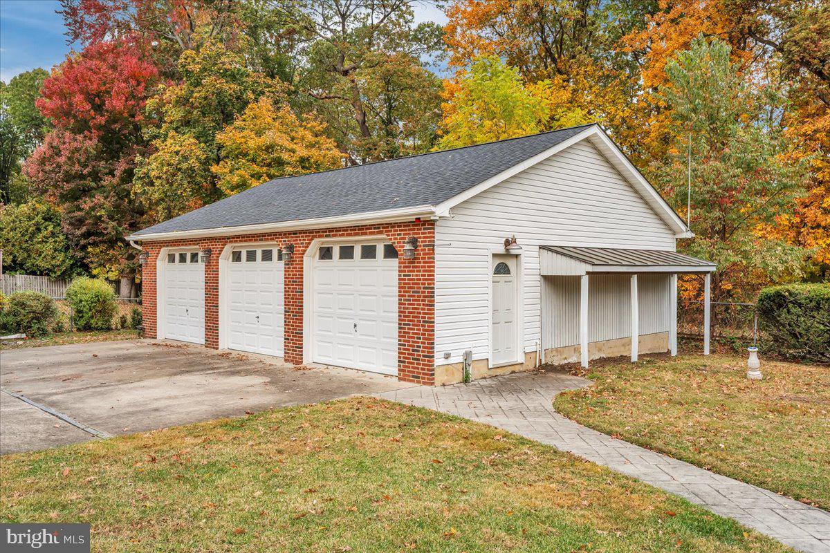 8515 BRYN MAWR AVENUE