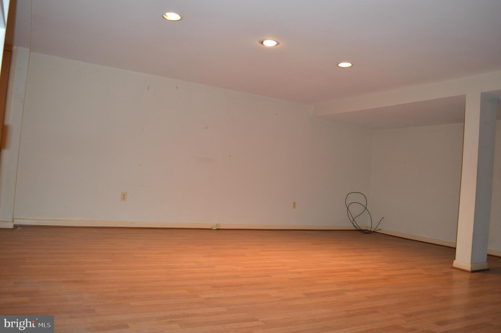 LOCH RAVEN MANOR - Residential