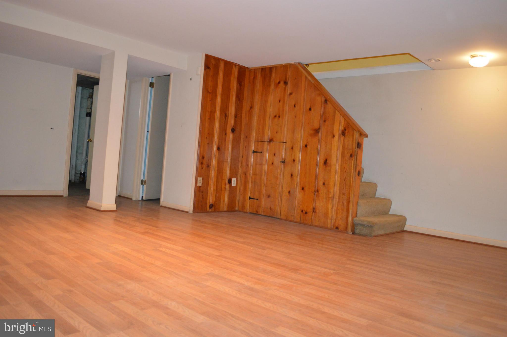 LOCH RAVEN MANOR - Residential