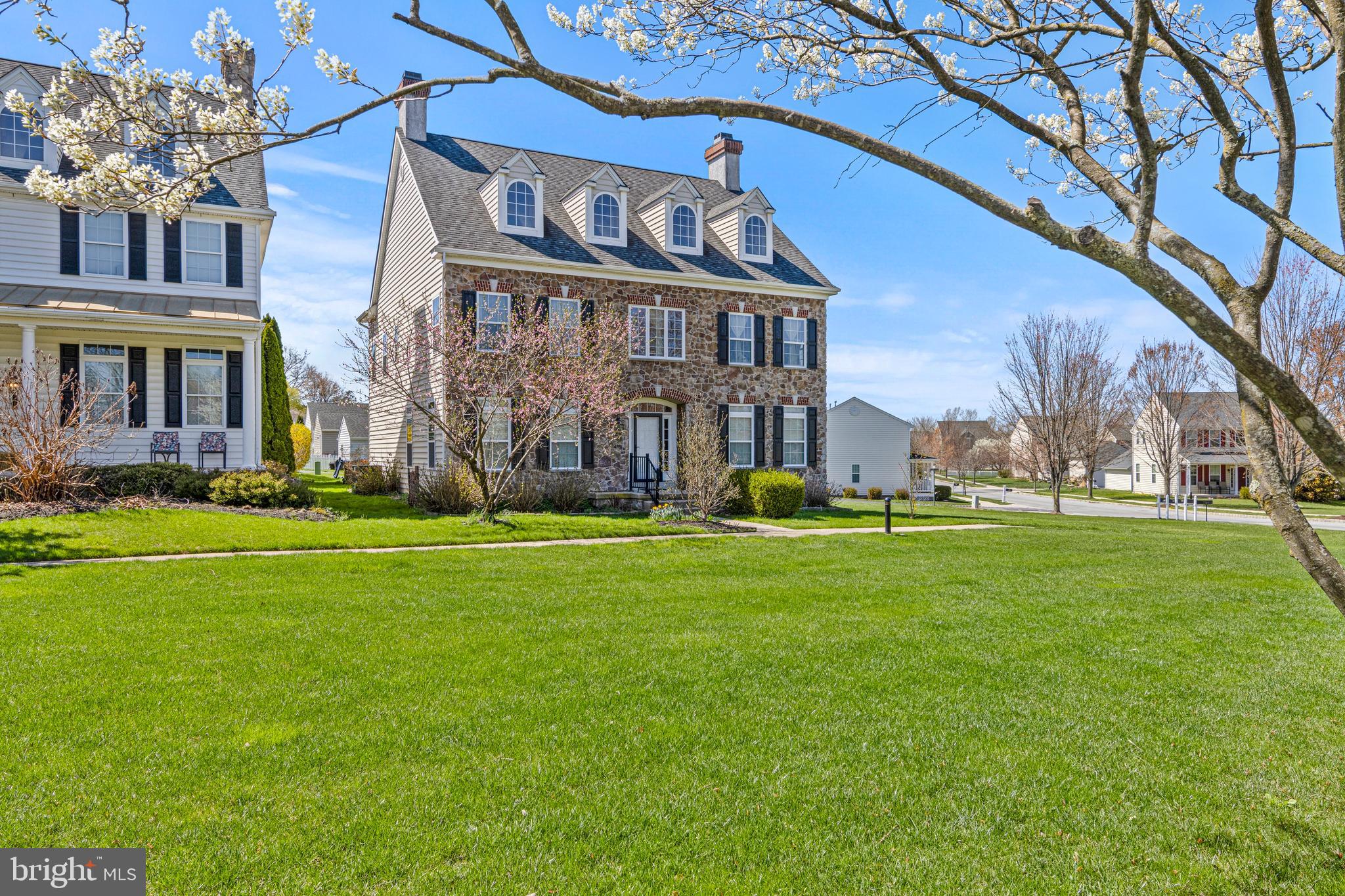 NEW DALEVILLE - Residential