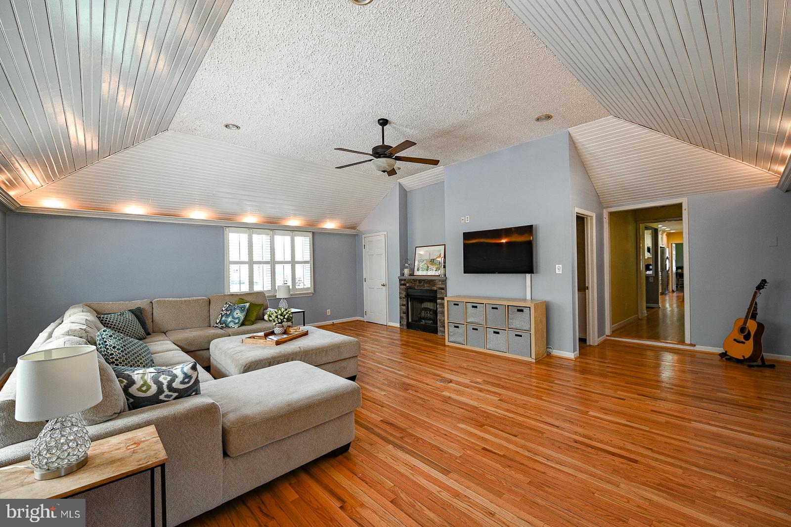 GLENHARDIE - Residential