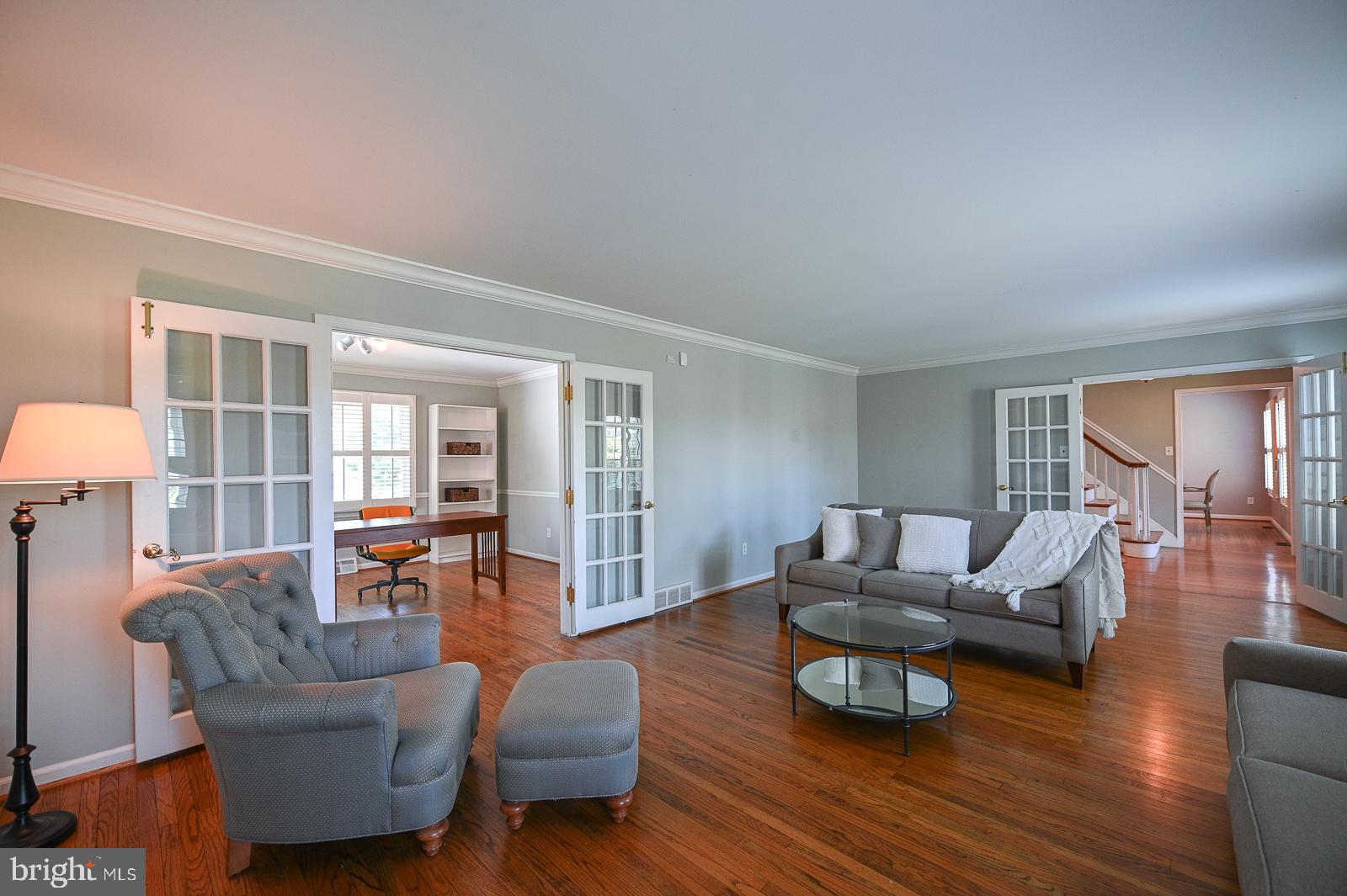 GLENHARDIE - Residential