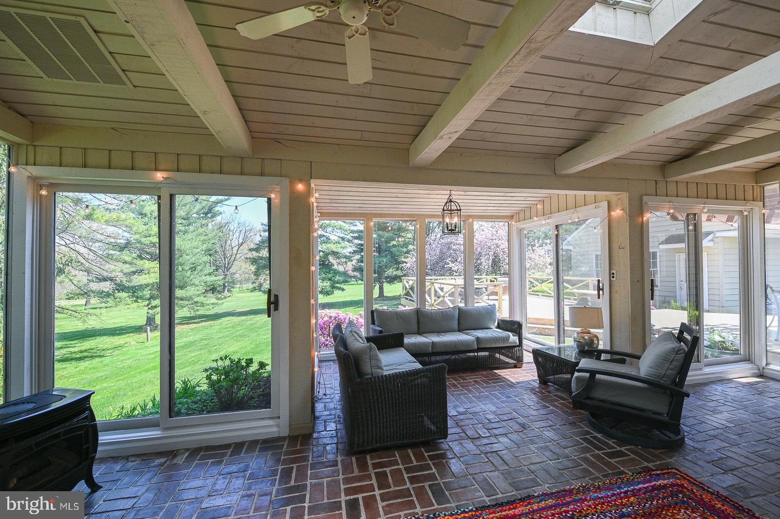 GLENHARDIE - Residential