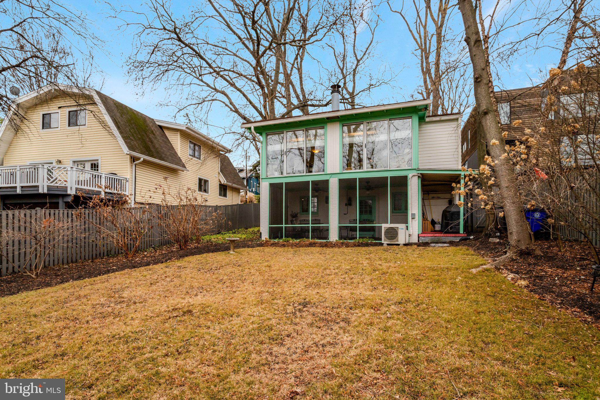 LYON PARK - Residential