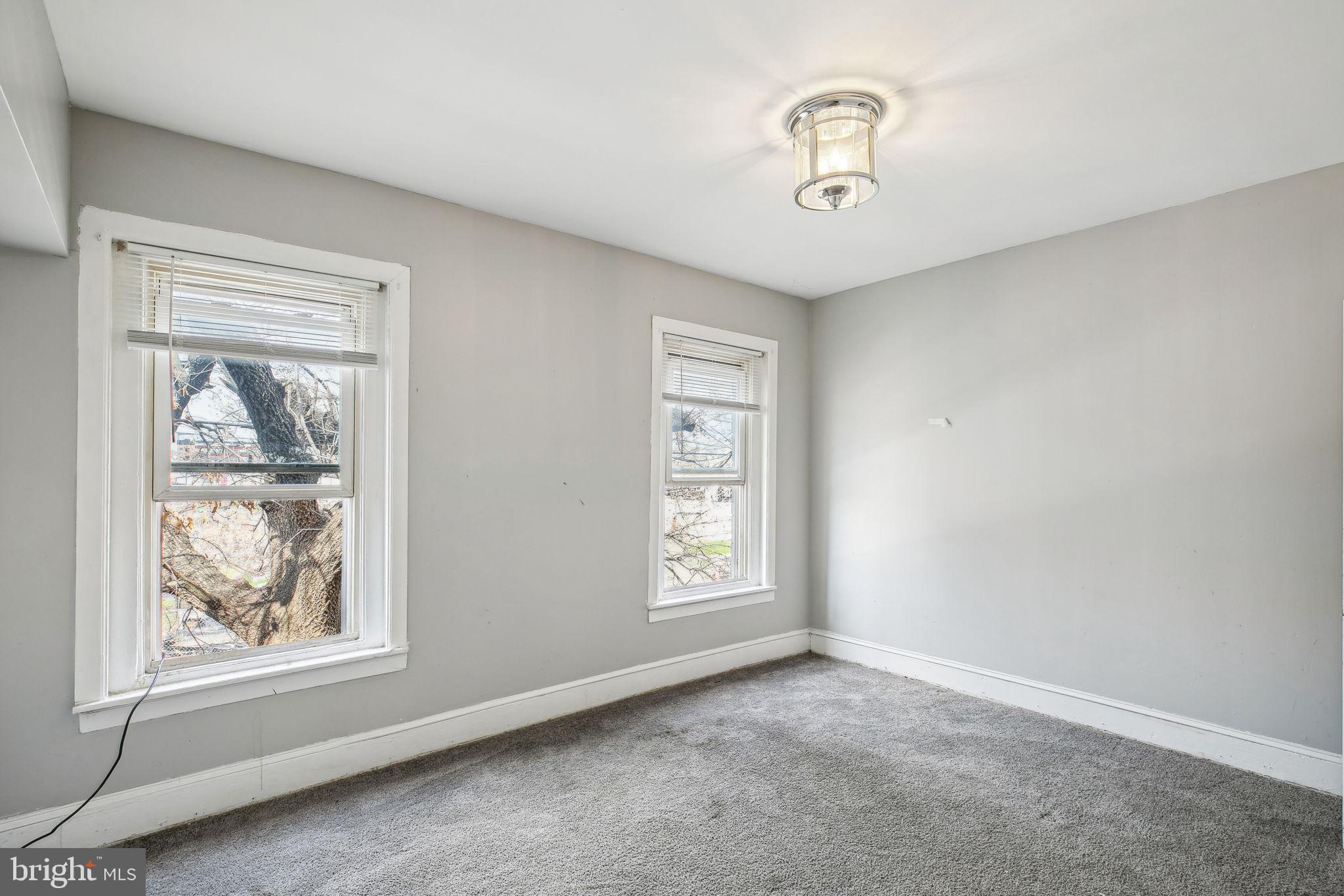 GRAYS FERRY - Residential