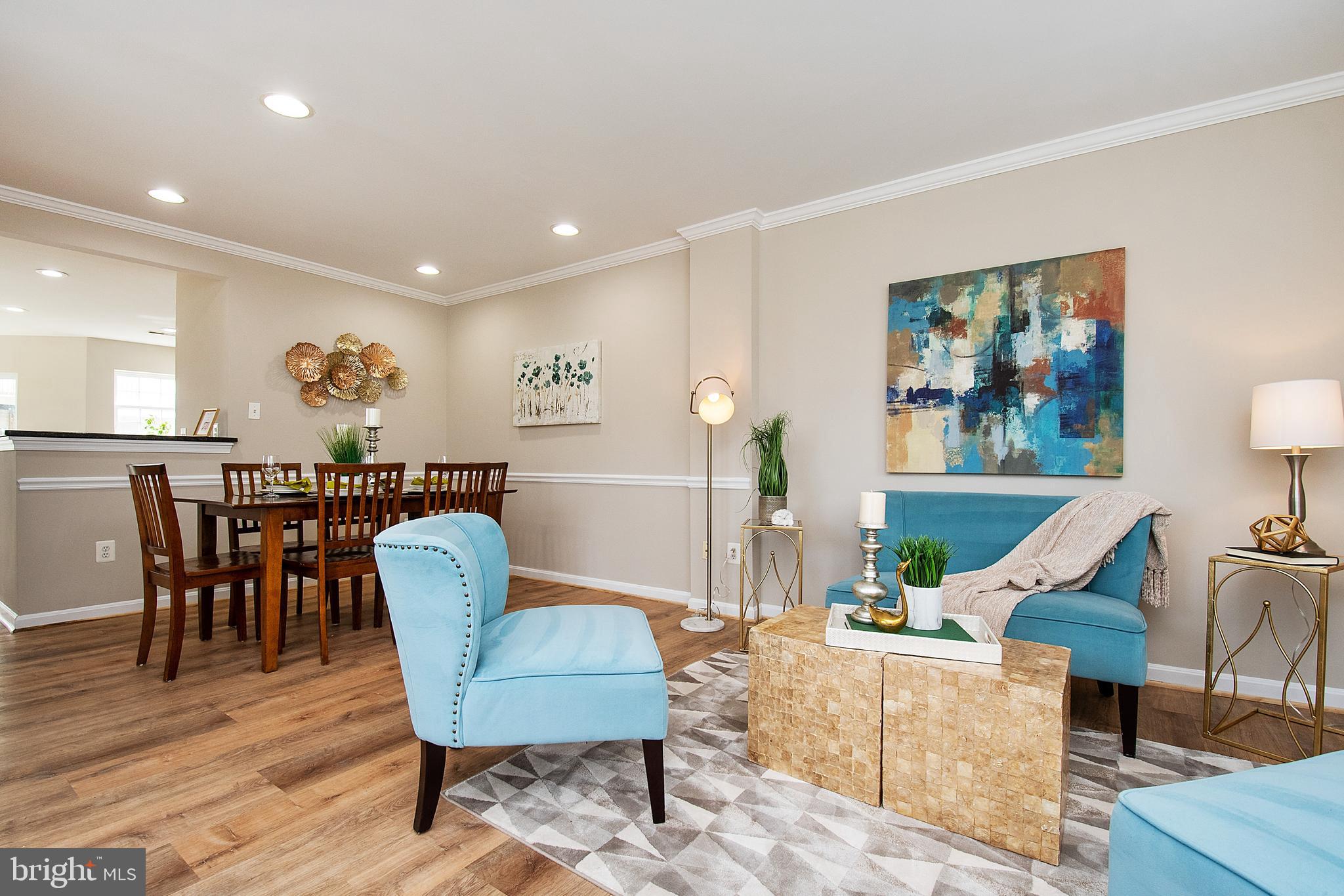 SOUTH RIDING - Residential