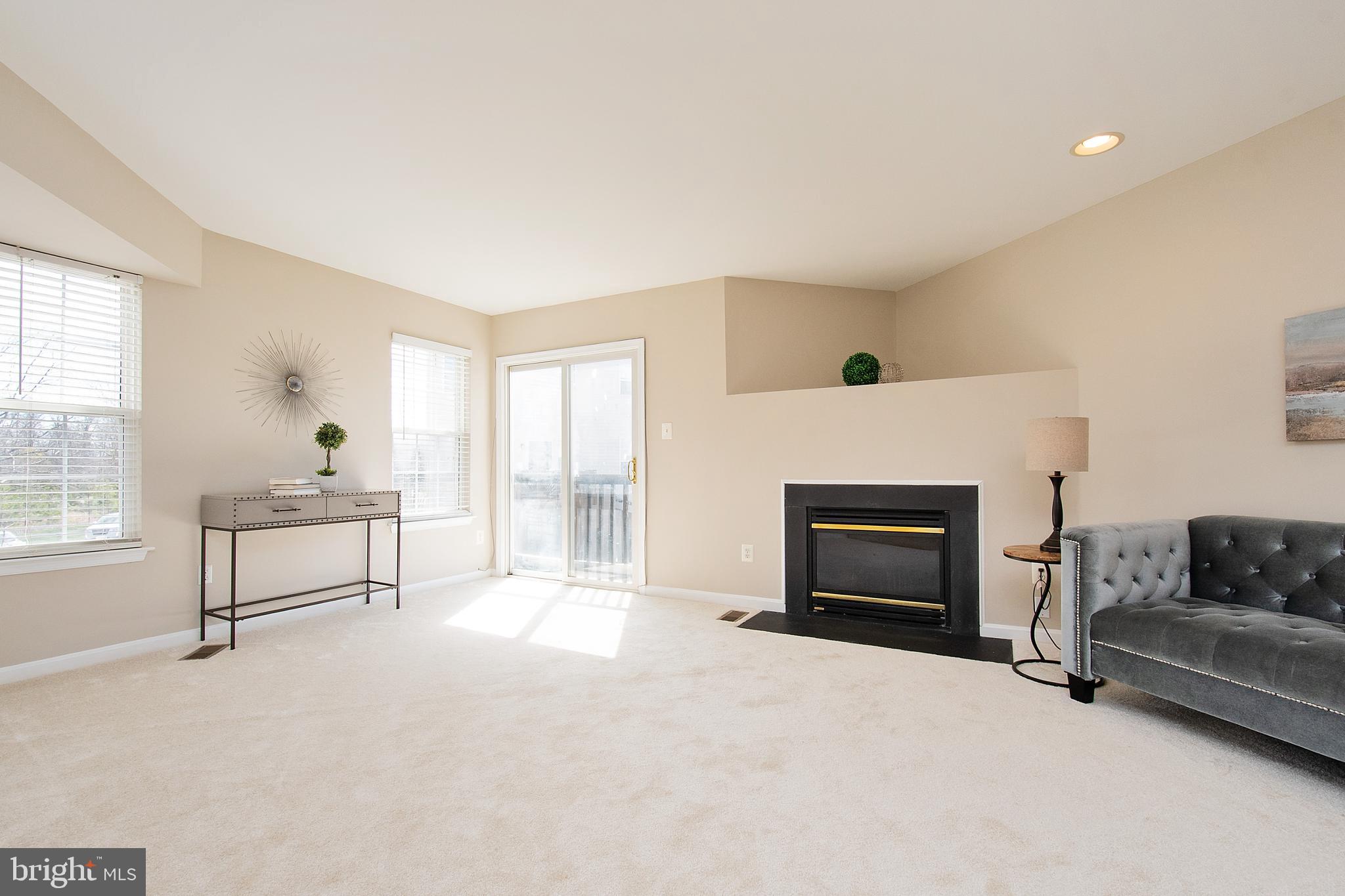 SOUTH RIDING - Residential