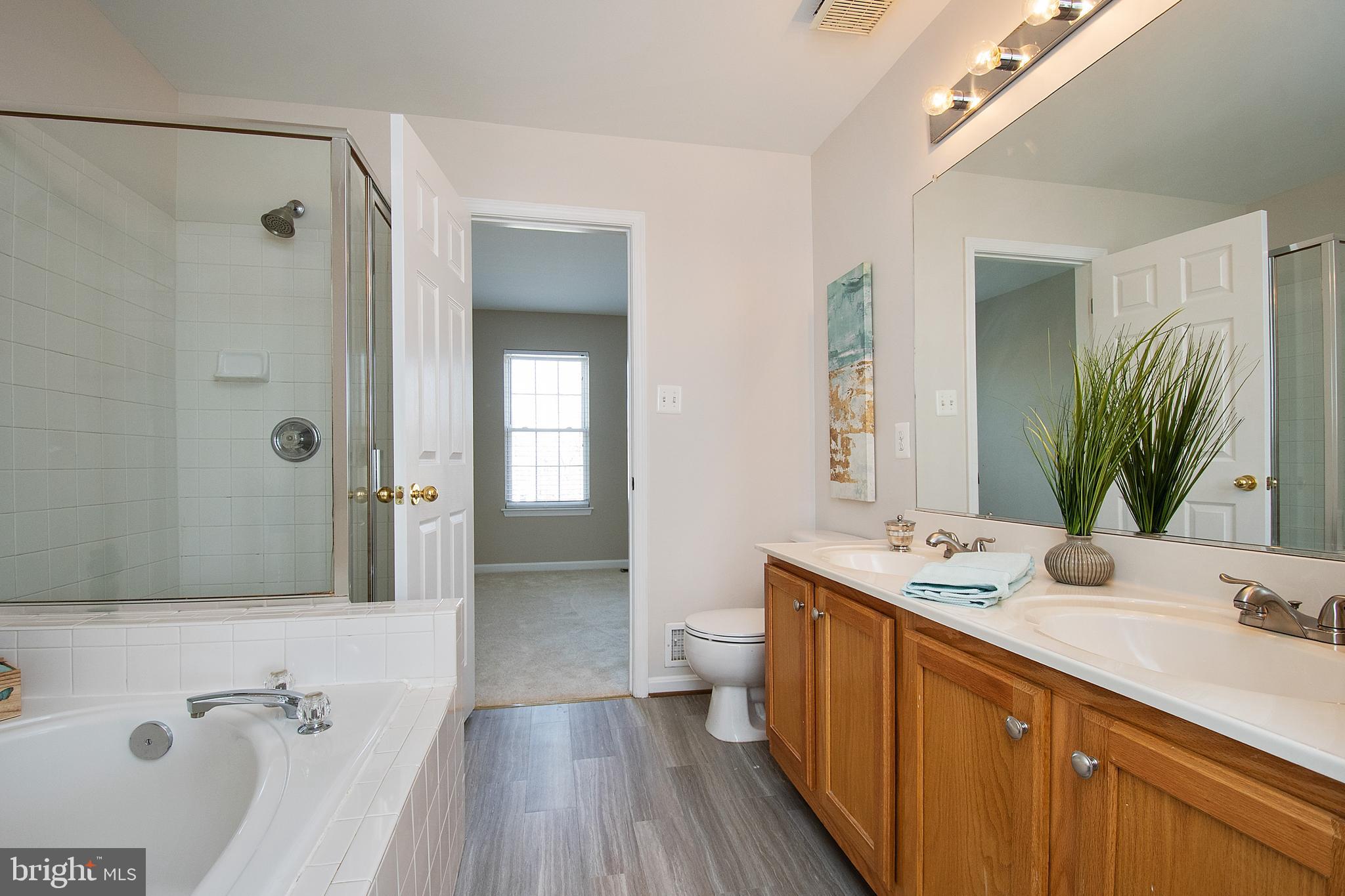 SOUTH RIDING - Residential