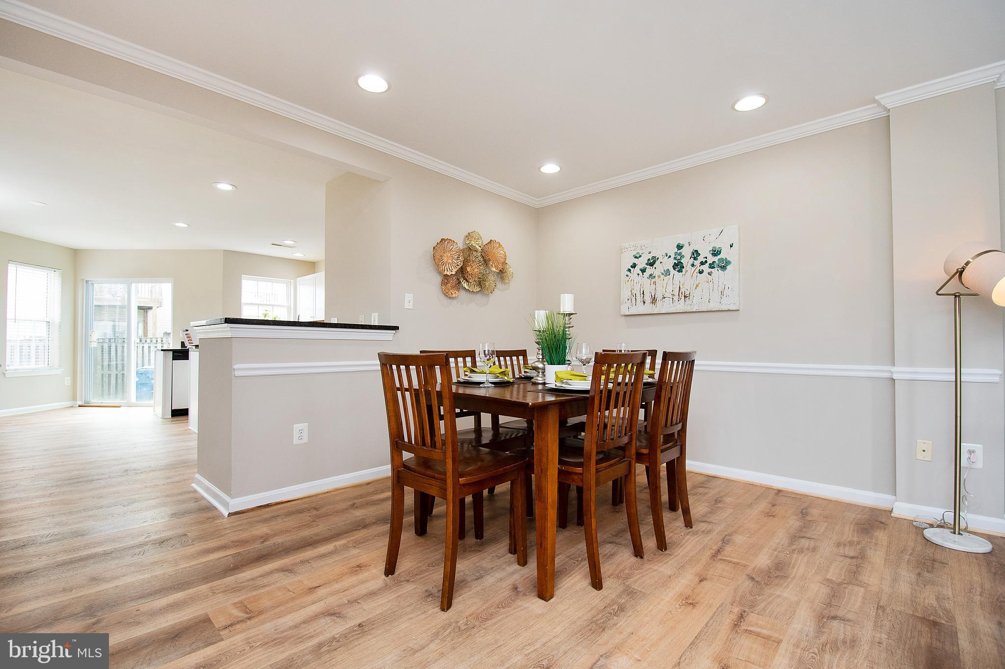 SOUTH RIDING - Residential