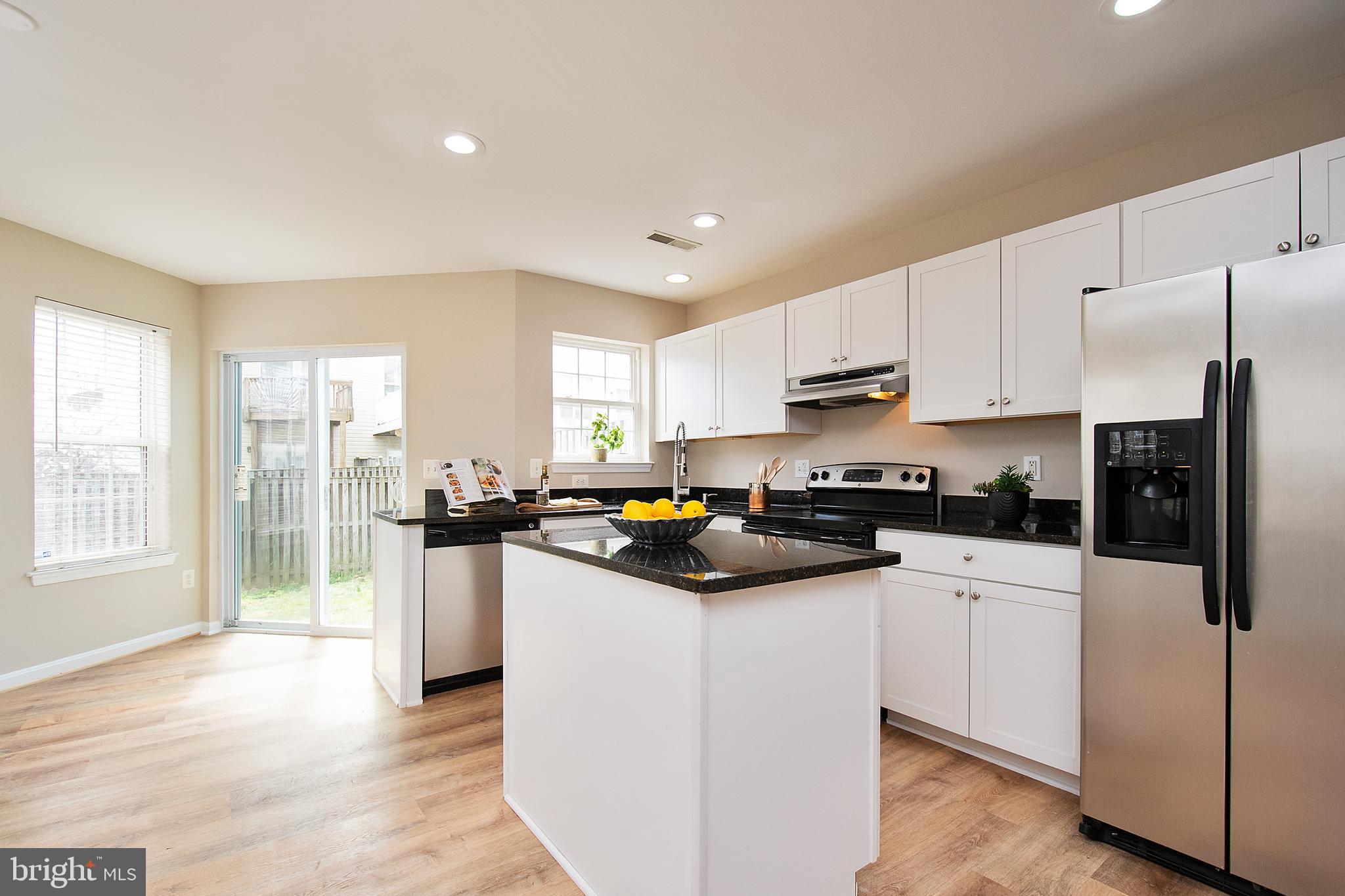 SOUTH RIDING - Residential