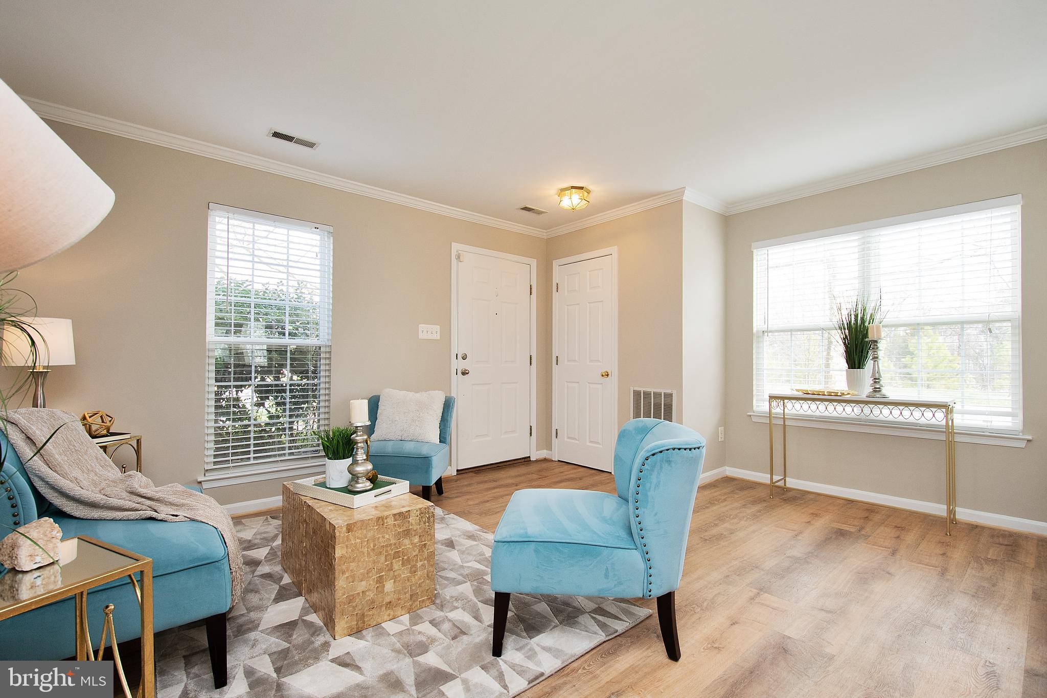 SOUTH RIDING - Residential