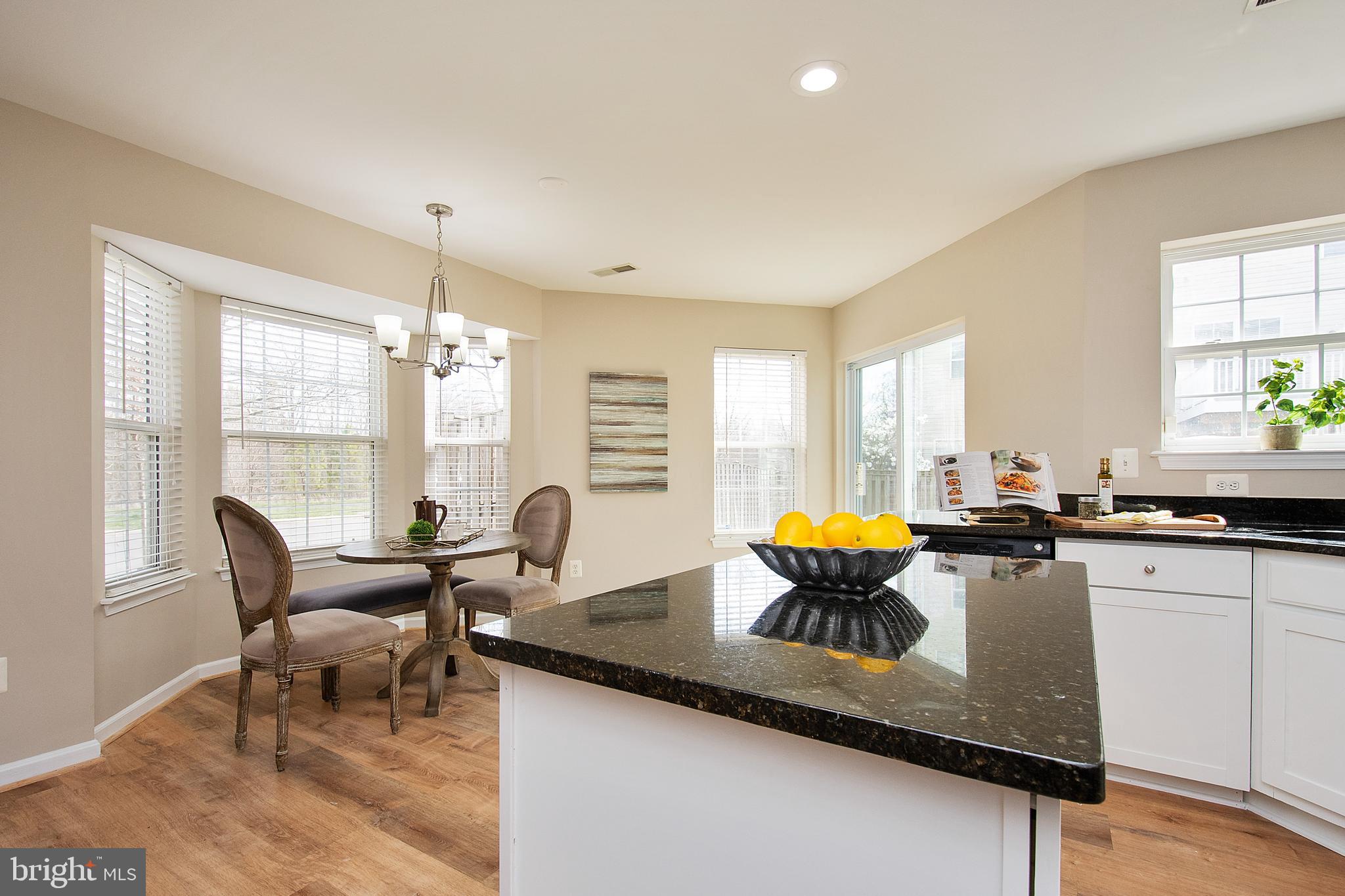 SOUTH RIDING - Residential