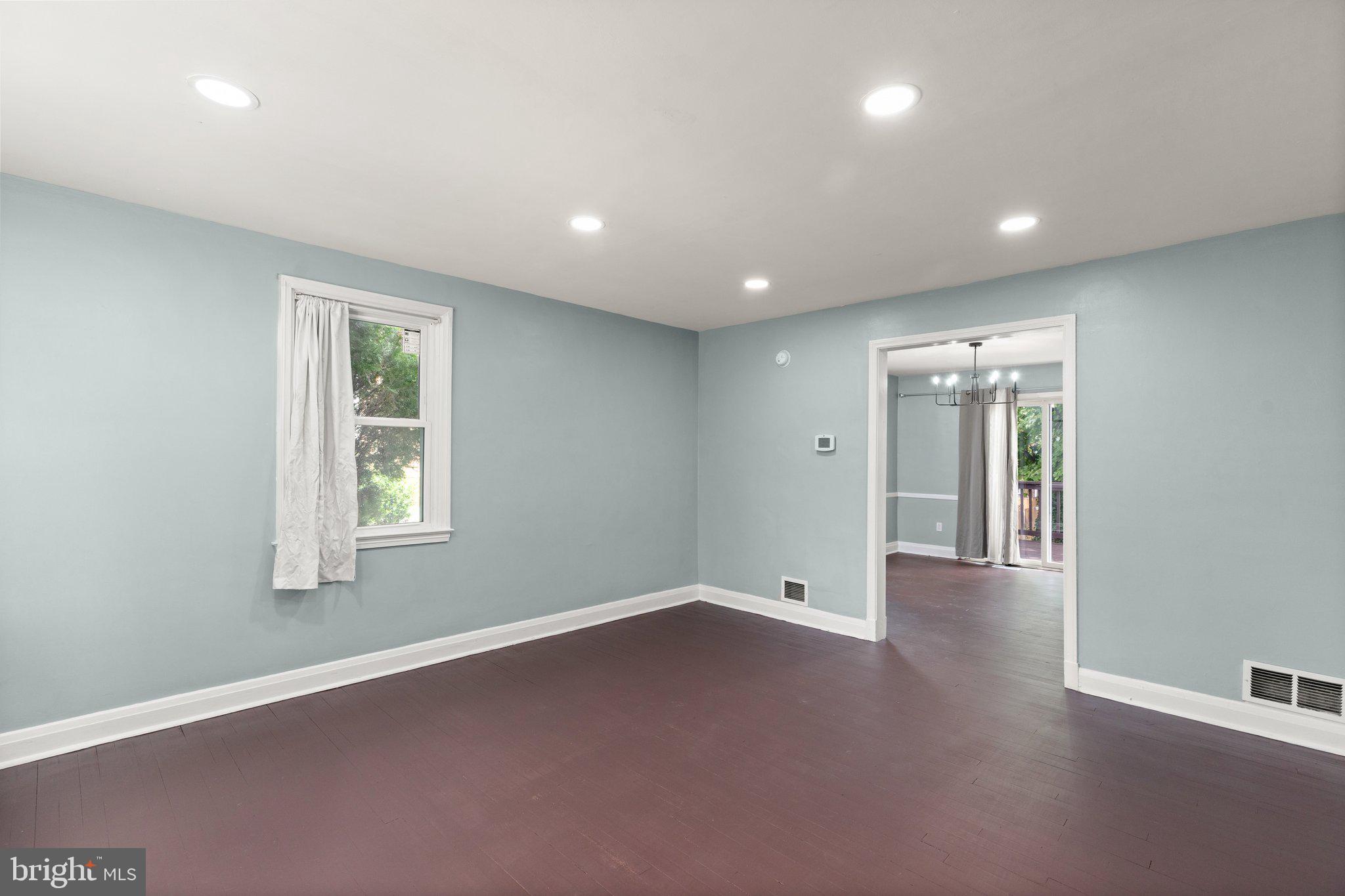 RIDGELEIGH - Residential