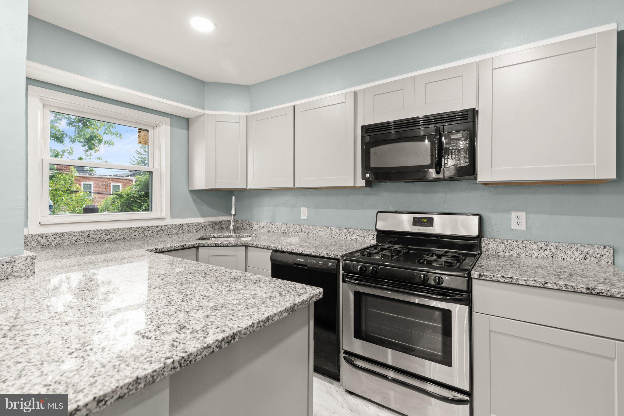 RIDGELEIGH - Residential