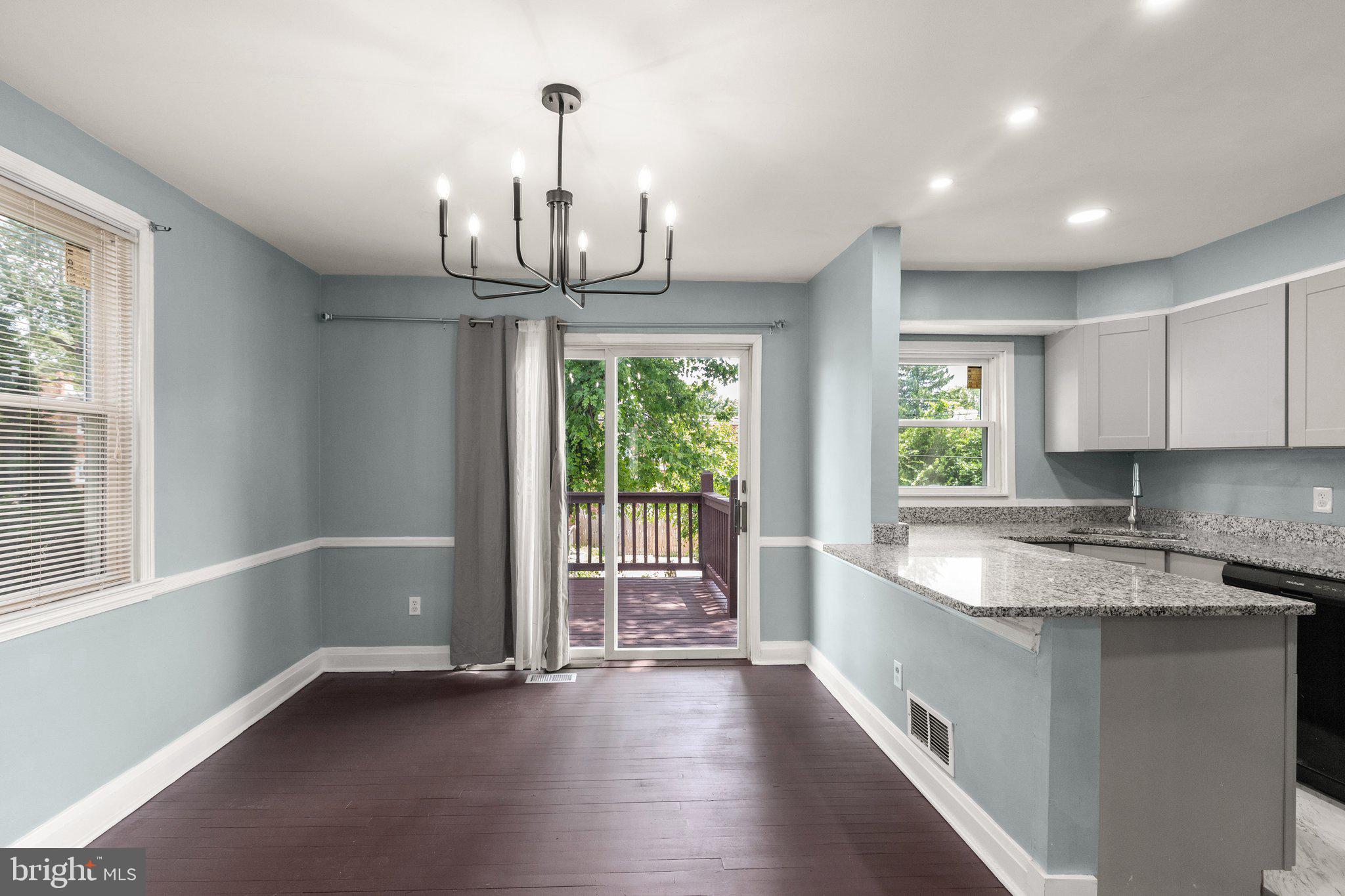 RIDGELEIGH - Residential