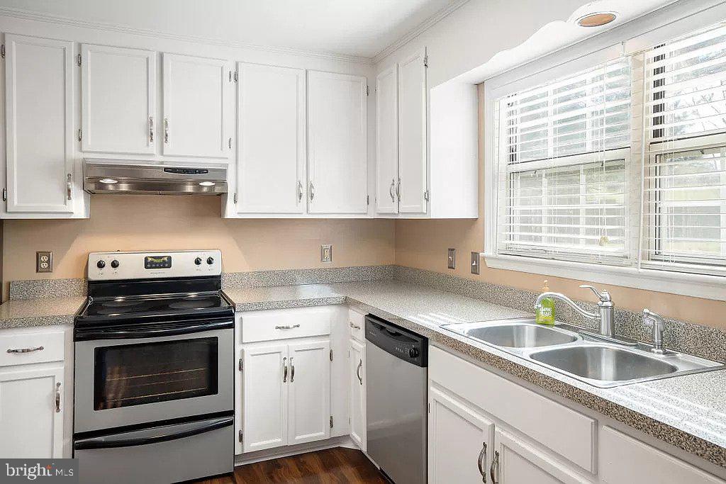 FARMINGTON HEIGHTS - Residential