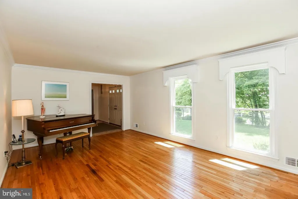 Additional image 5 of 8712 Seven Locks Road, Bethesda, MD 20817