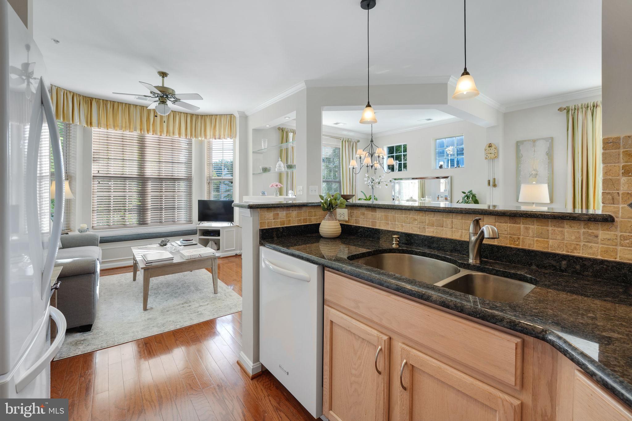 WINDY HILL - Residential