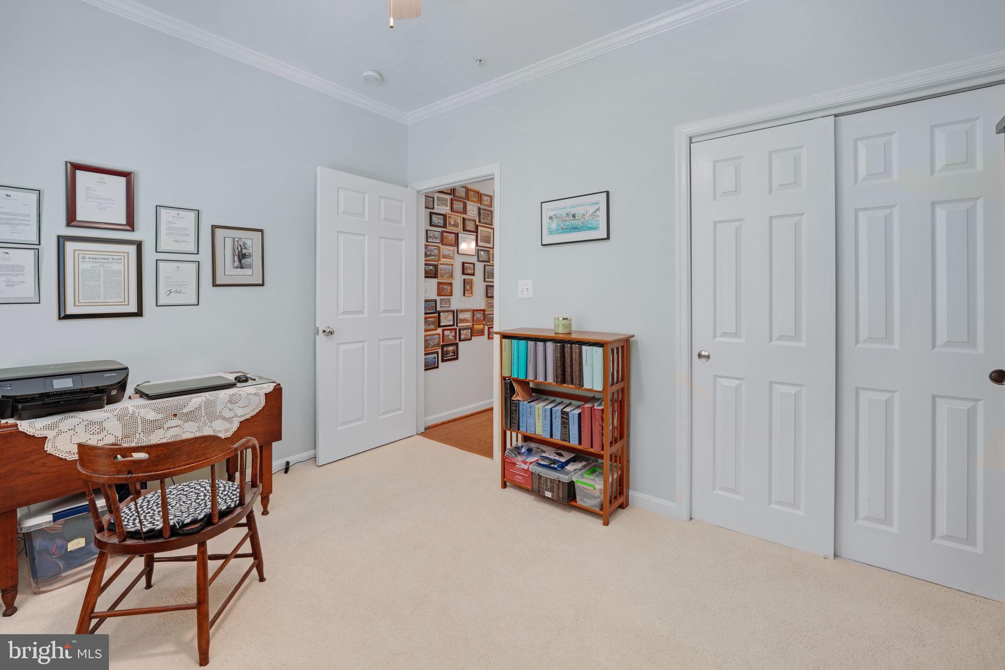 WINDY HILL - Residential