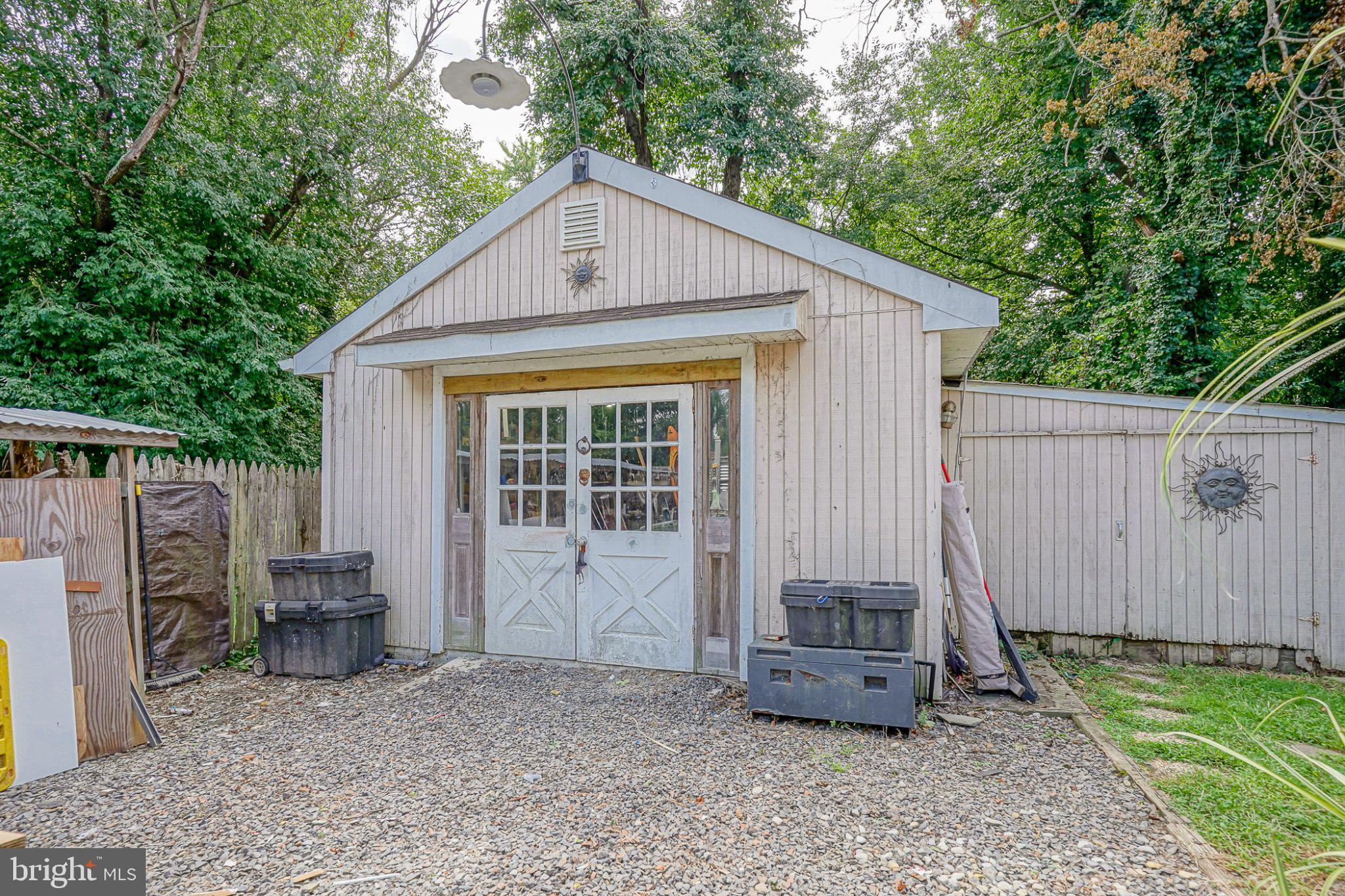 538 ALEXANDER AVENUE